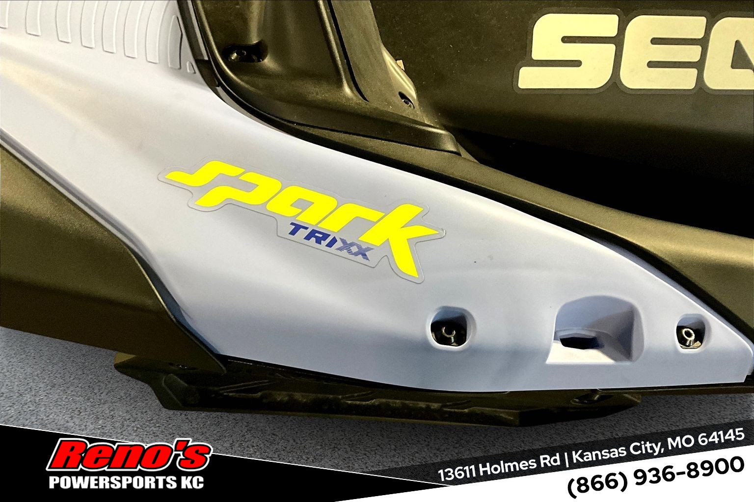 2024 Sea-Doo Spark® Trixx™ for 1 Rotax® 900 ACE™ - 90 iBR and Audio - Photo 13