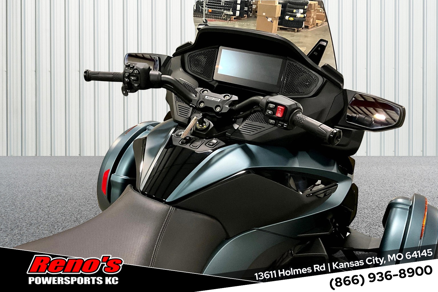 2025 Can-Am Spyder RT Limited Dark - Photo 9