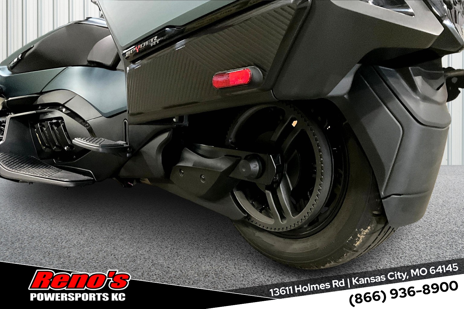 2025 Can-Am Spyder RT Limited Dark - Photo 17