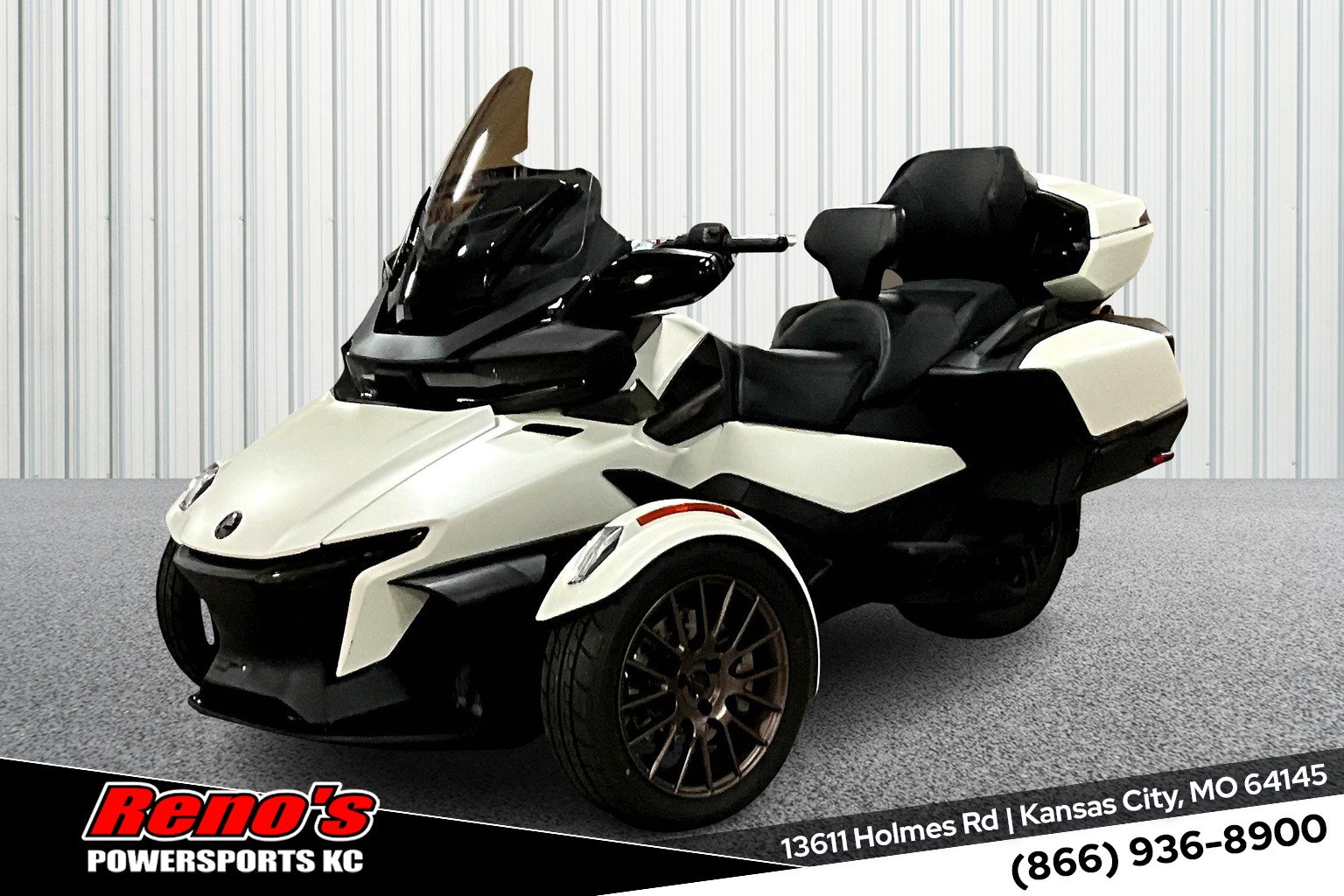 2025 Can-Am Spyder RT Sea-To-Sky - Photo 3