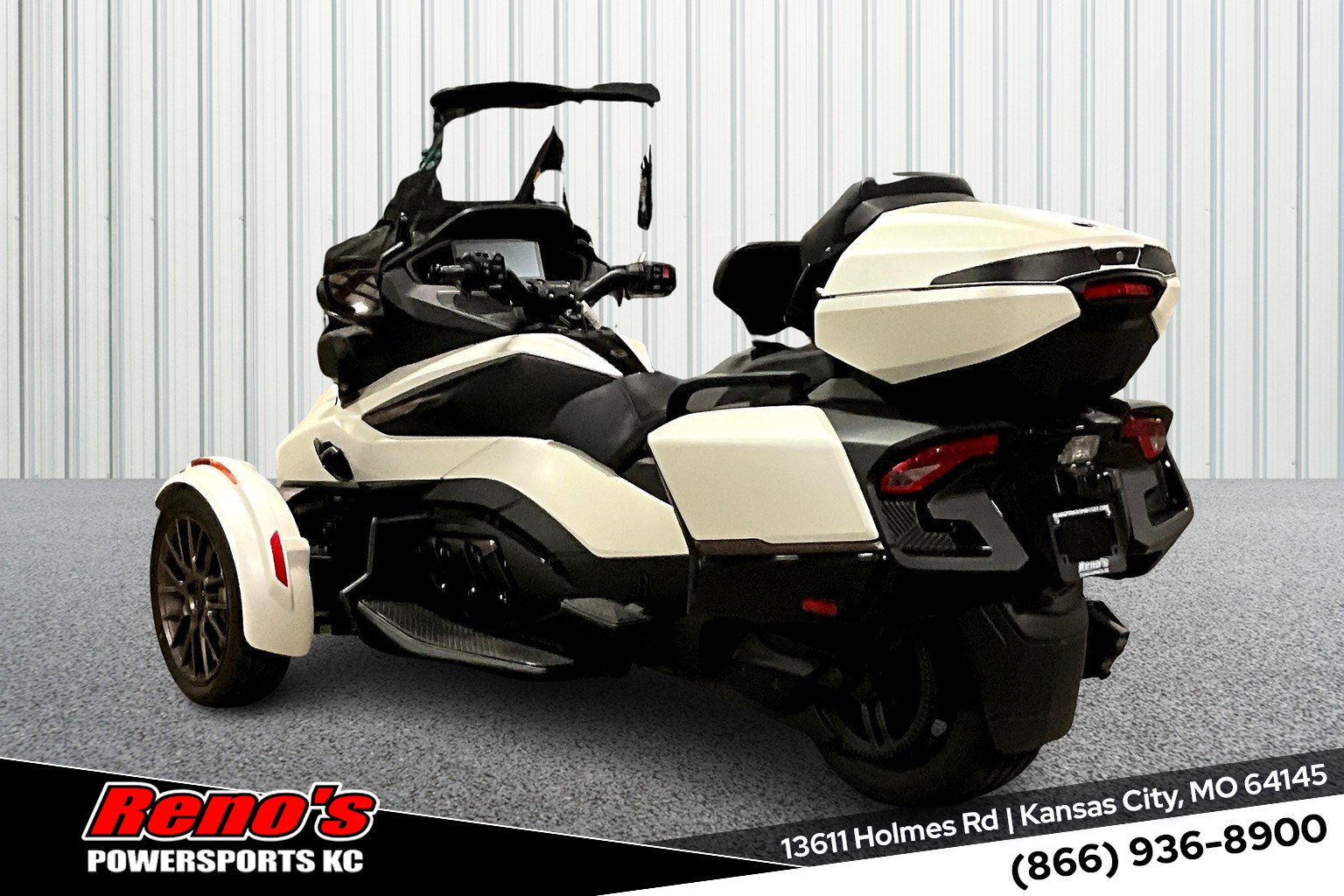 2025 Can-Am Spyder RT Sea-To-Sky - Photo 6