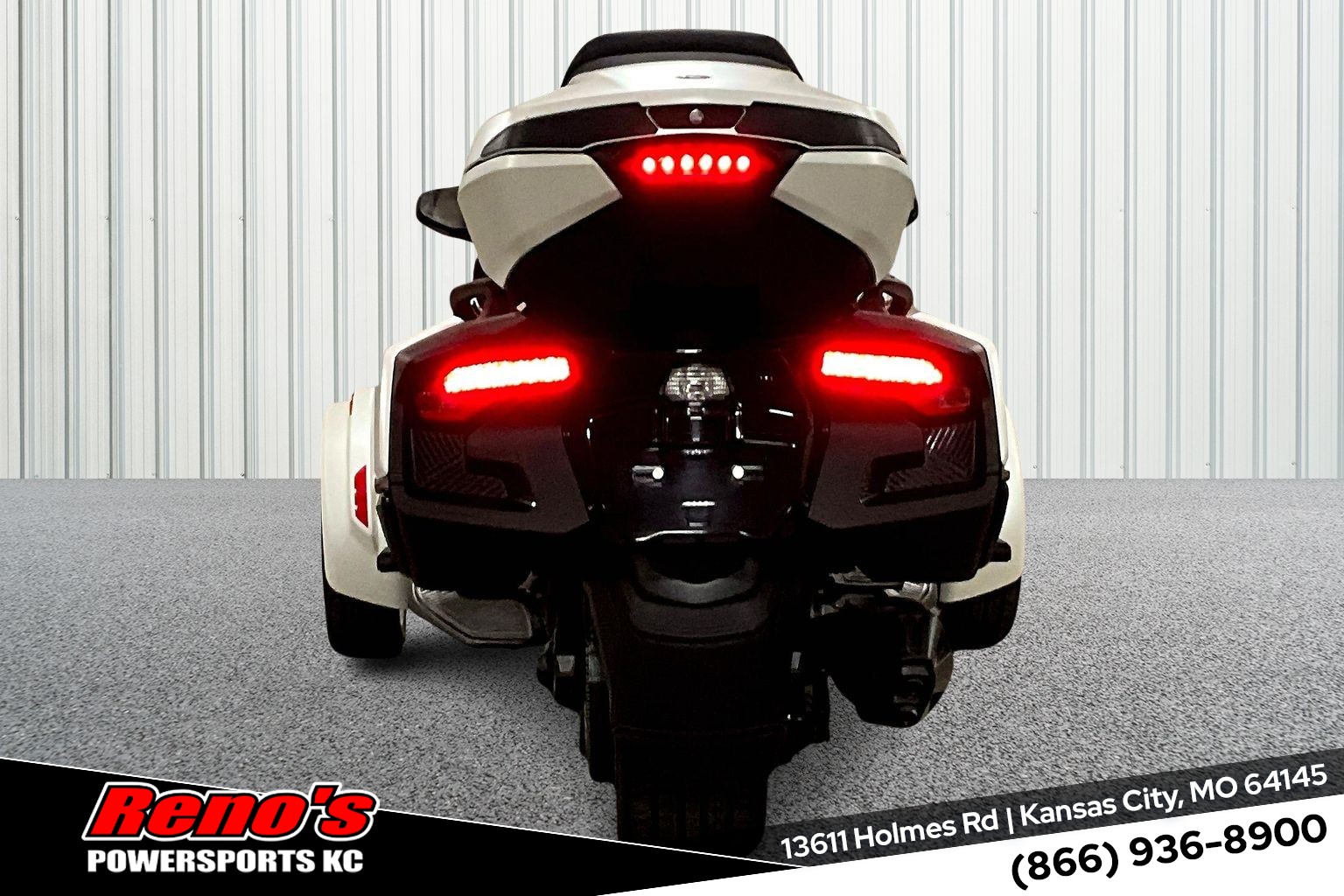 2025 Can-Am Spyder RT Sea-To-Sky - Photo 5