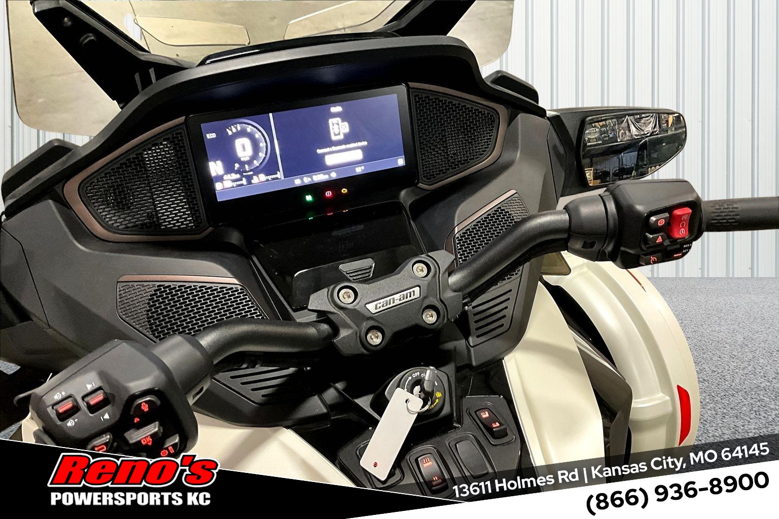 2025 Can-Am Spyder RT Sea-To-Sky - Photo 14