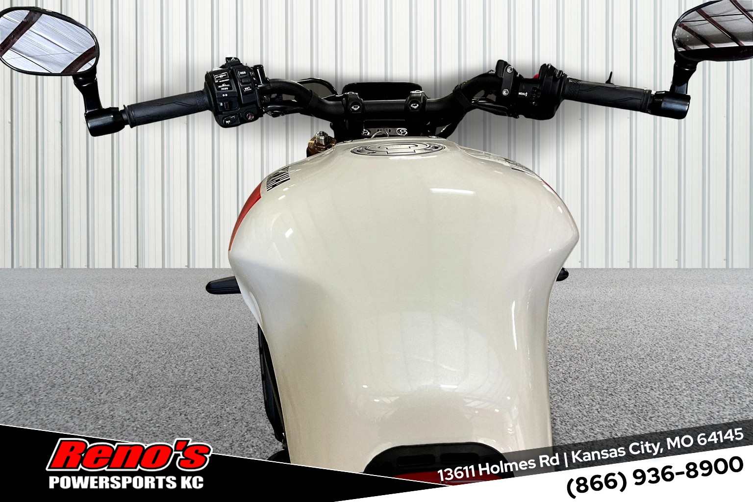 2024 Yamaha XSR900 - Photo 8