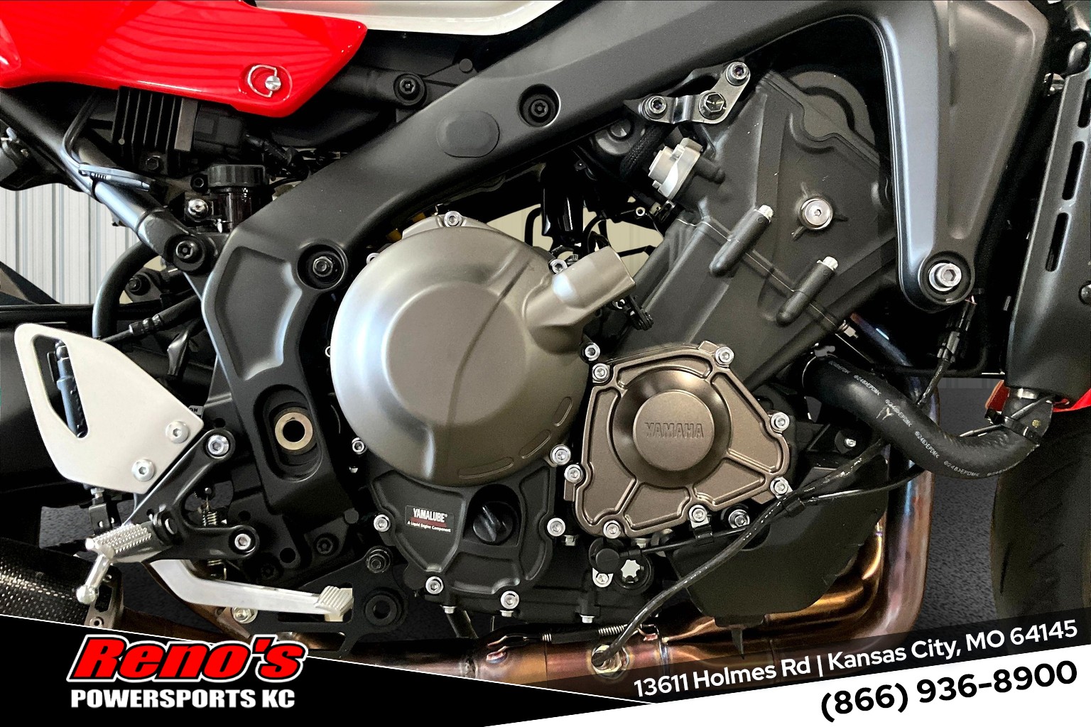 2024 Yamaha XSR900 - Photo 14