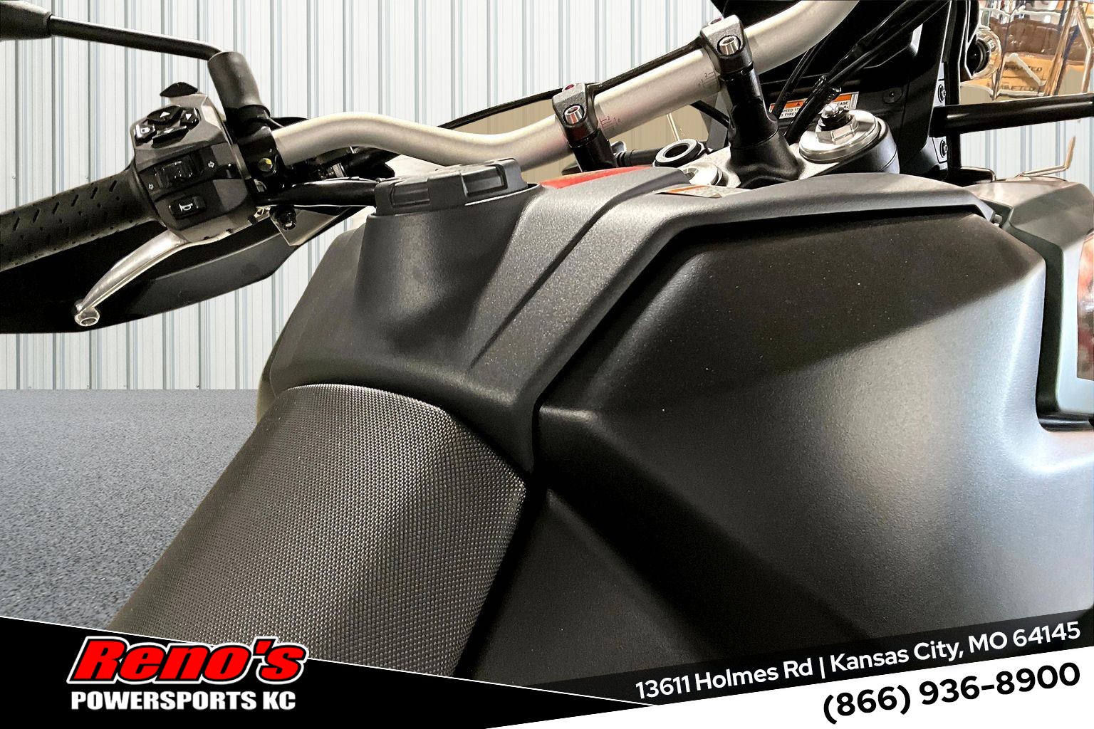 2026 Aprilia Tuareg 660 - Photo 9