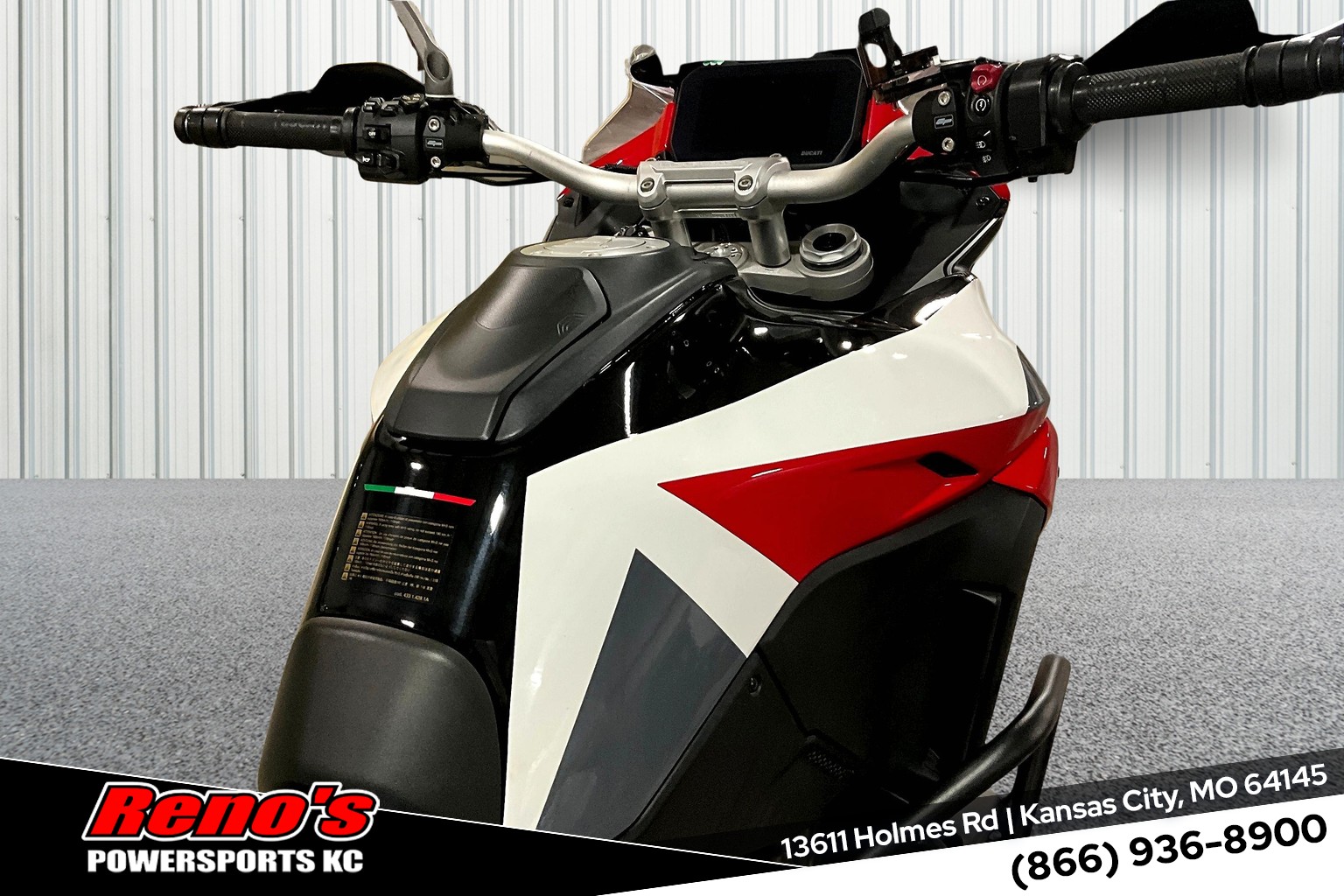 2021 Ducati Multistrada V4 - Photo 9