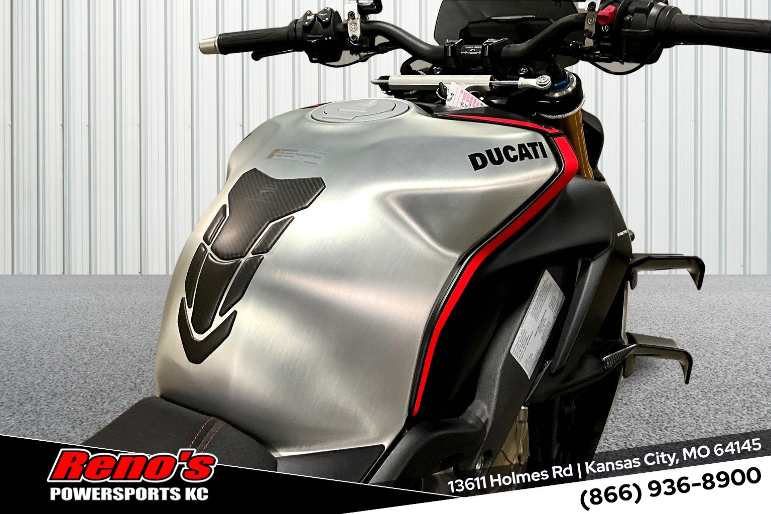 2022 Ducati Streetfighter V4 SP - Photo 9