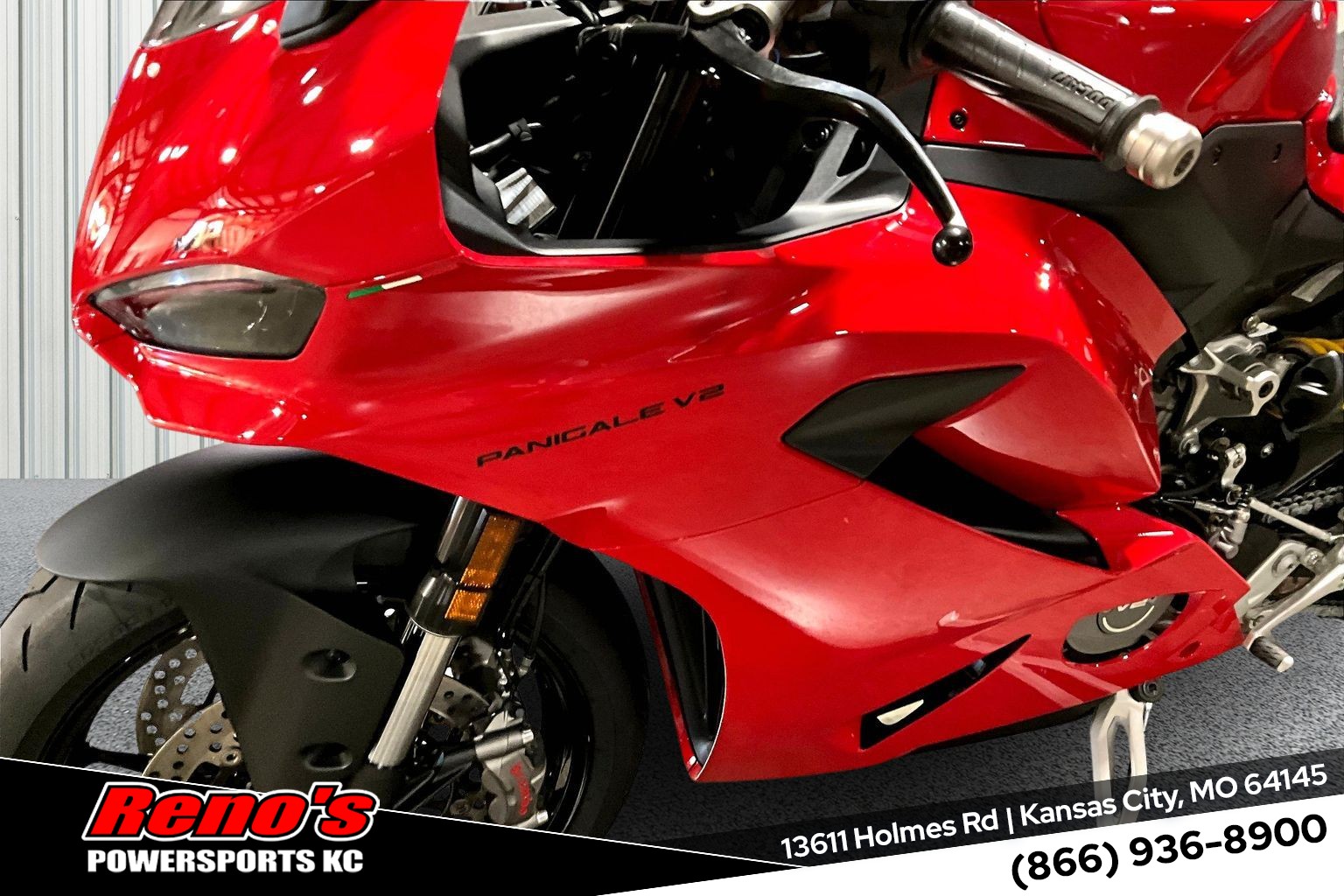 2026 Ducati Panigale V2 - Photo 5