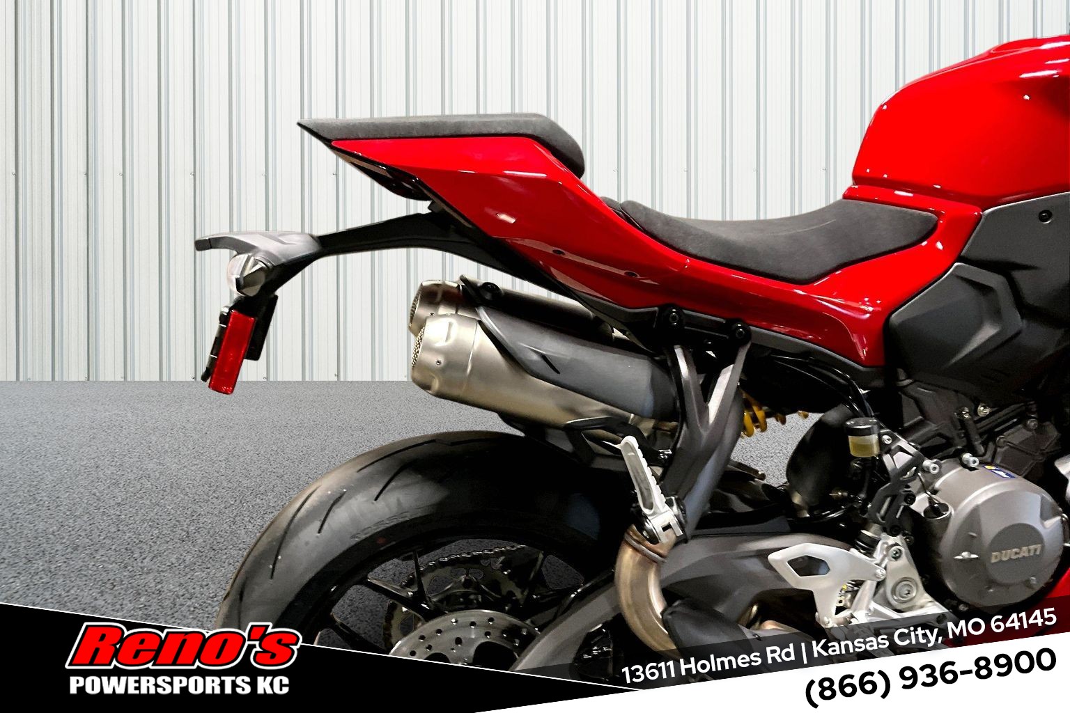 2026 Ducati Panigale V2 - Photo 15