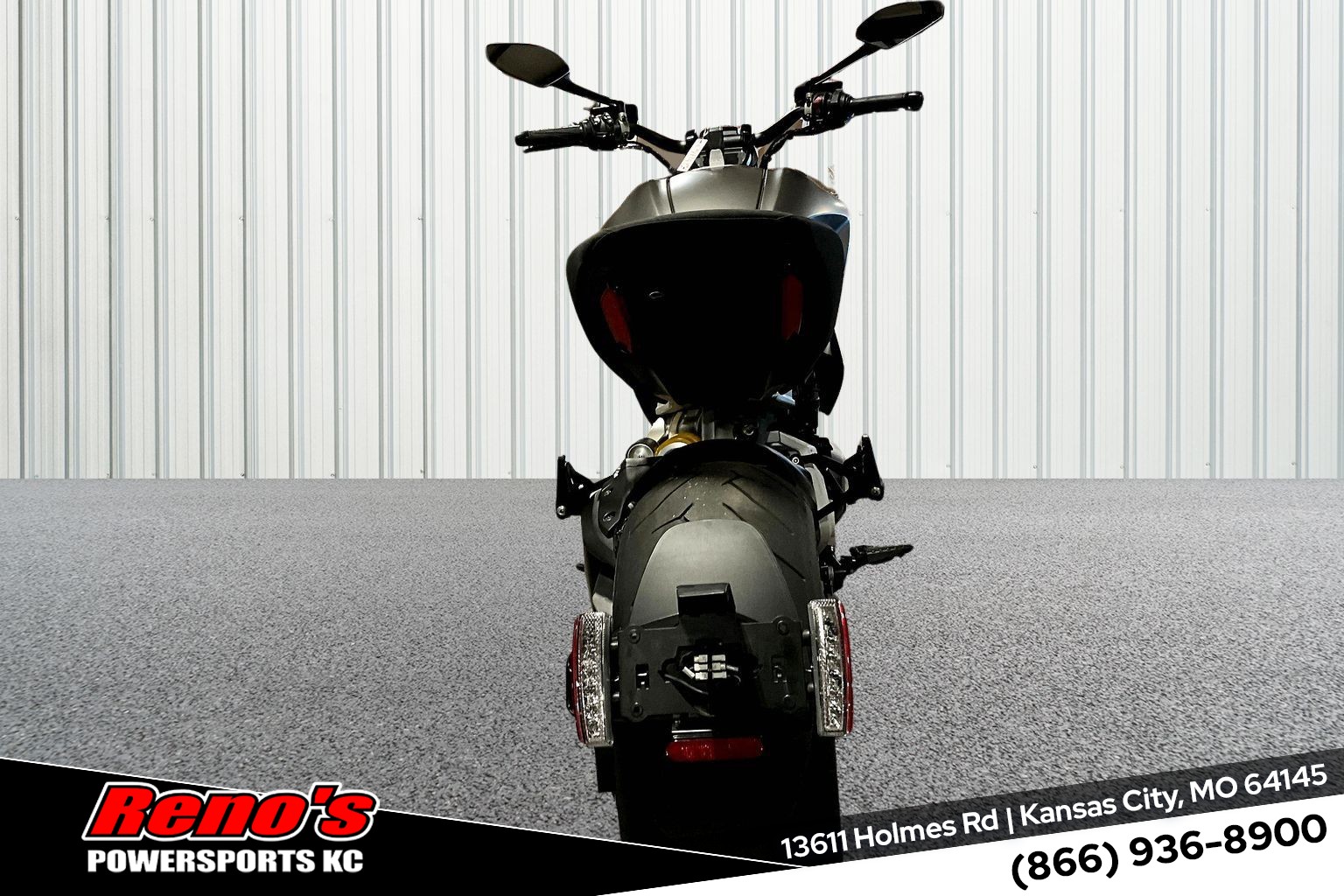 2020 Ducati DIAVEL 1260 - Photo 4