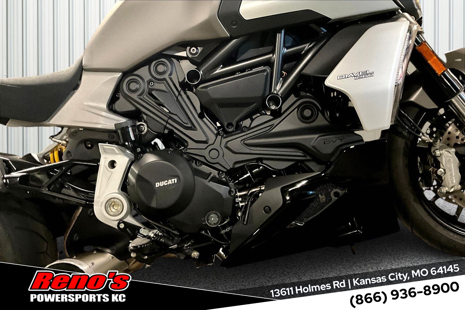 2020 Ducati DIAVEL 1260 - Photo 14