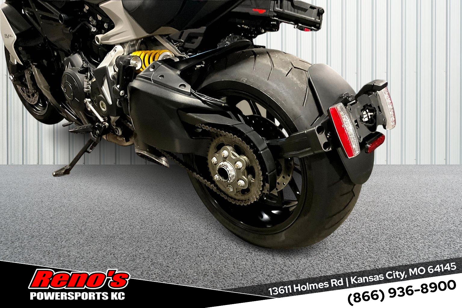 2020 Ducati DIAVEL 1260 - Photo 17