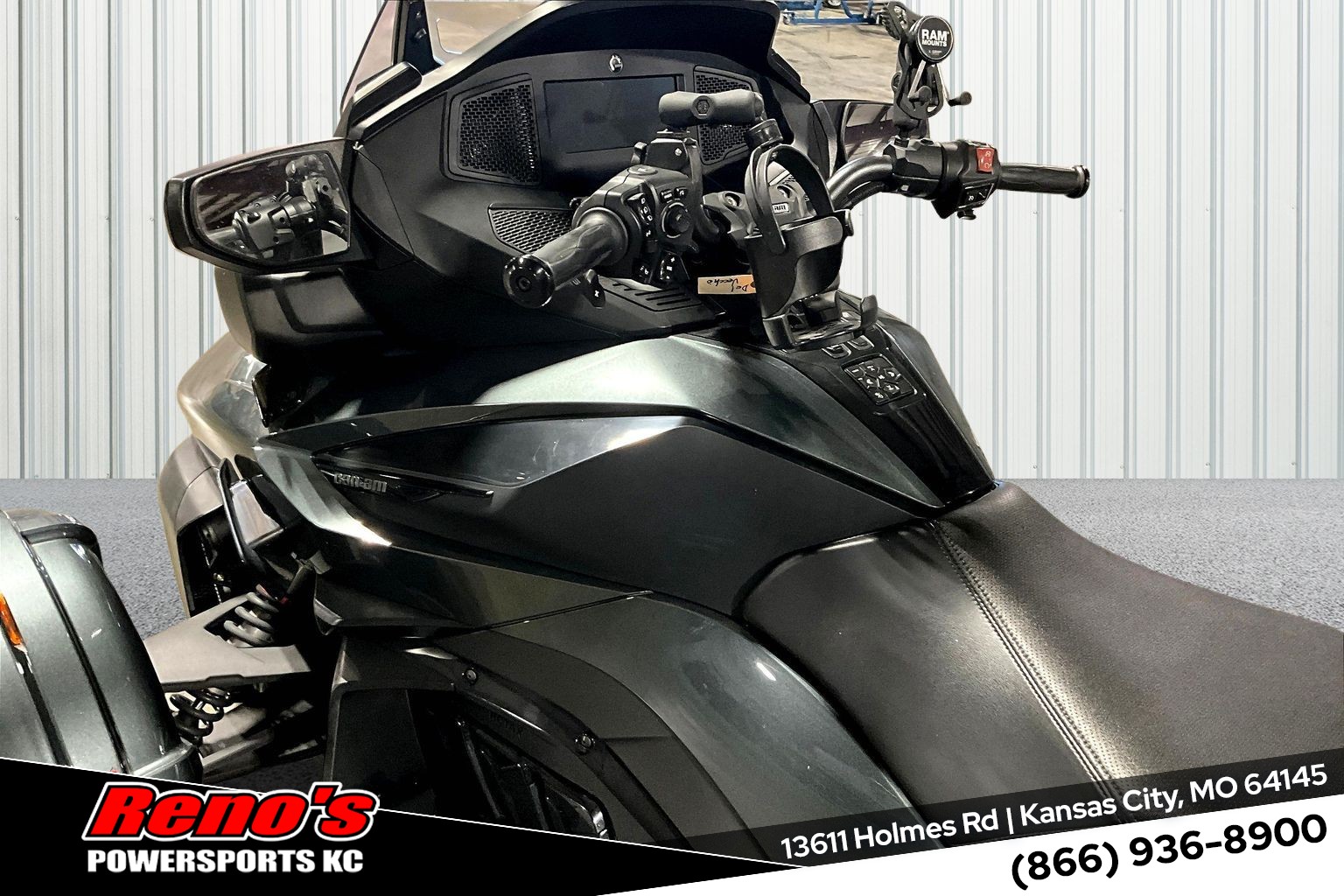 2021 Can-Am Spyder RT Limited - Dark Edition - Photo 7
