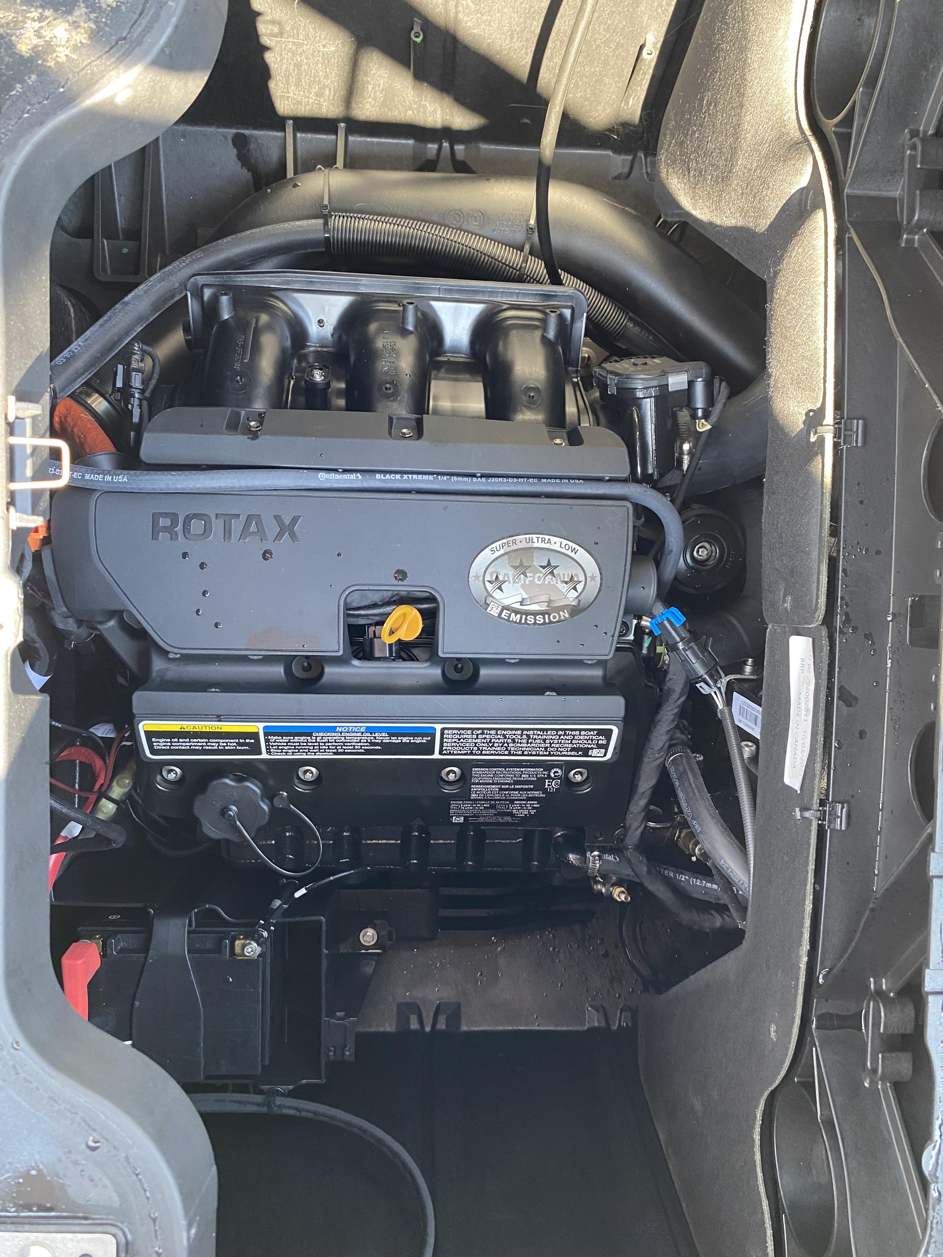 2024 Sea-Doo SWITCH SPORT 21' 230HP - Photo 5