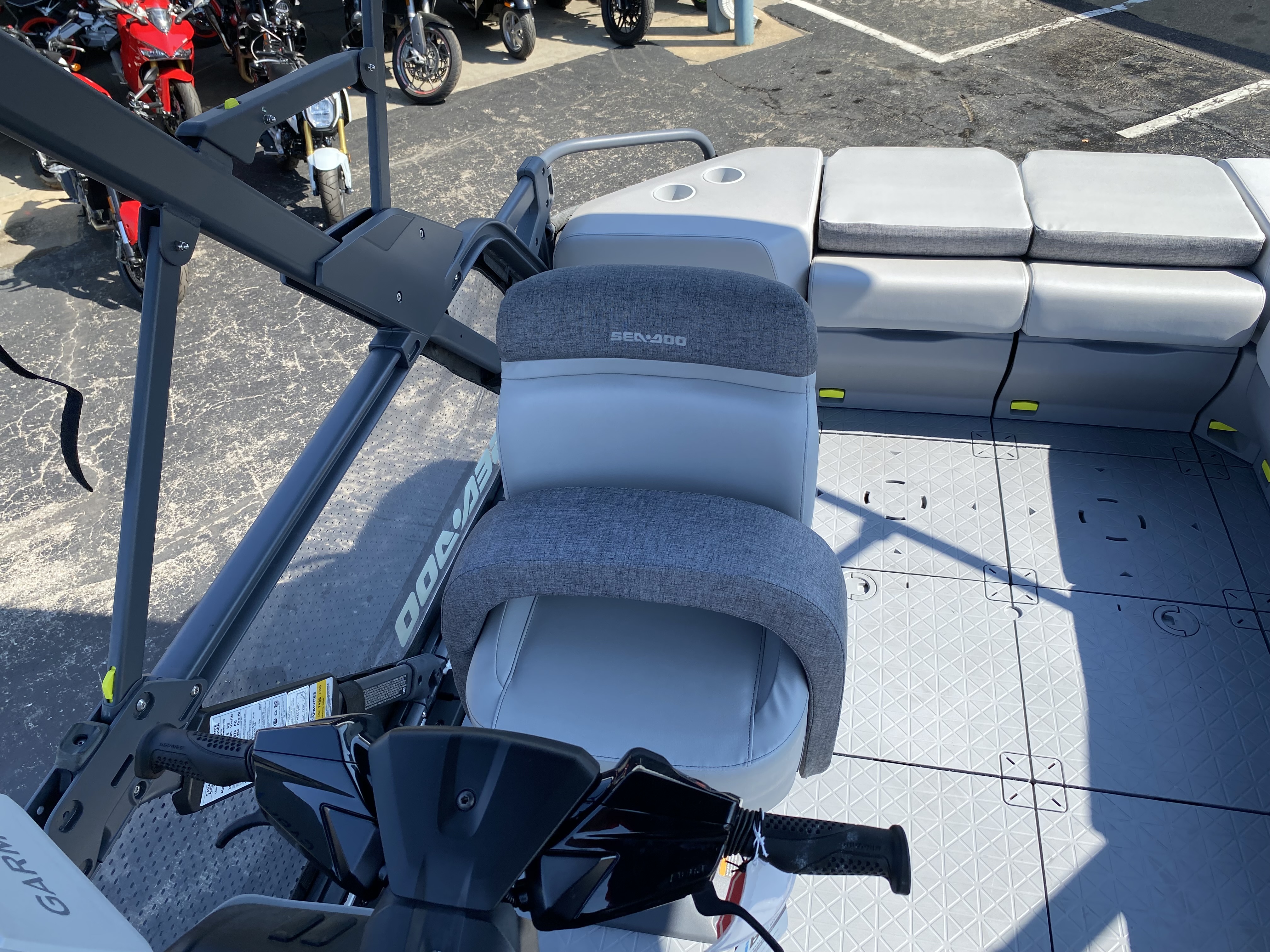 2024 Sea-Doo SWITCH SPORT 21' 230HP - Photo 6