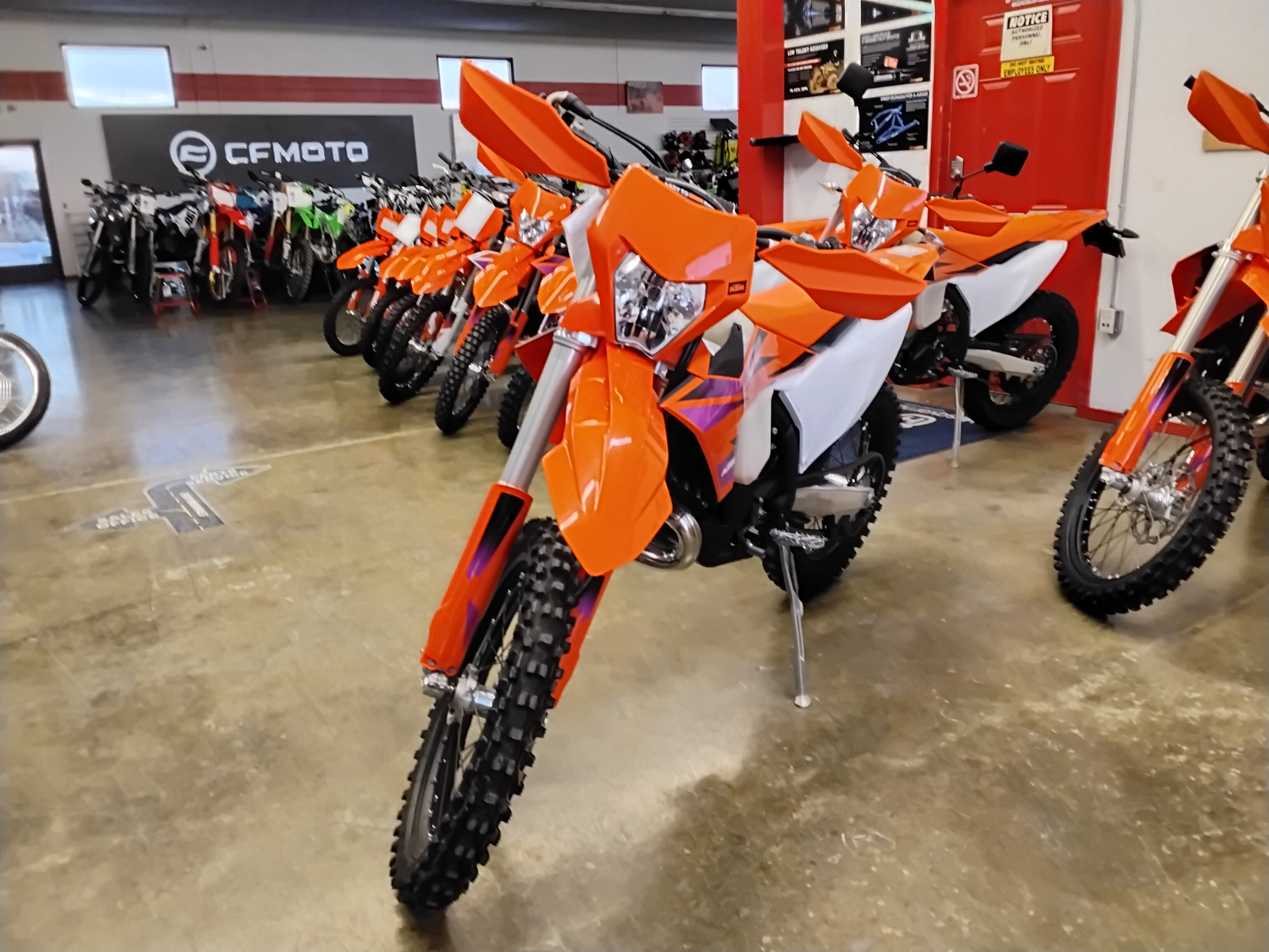 2024 KTM XC 150 W - Photo 2