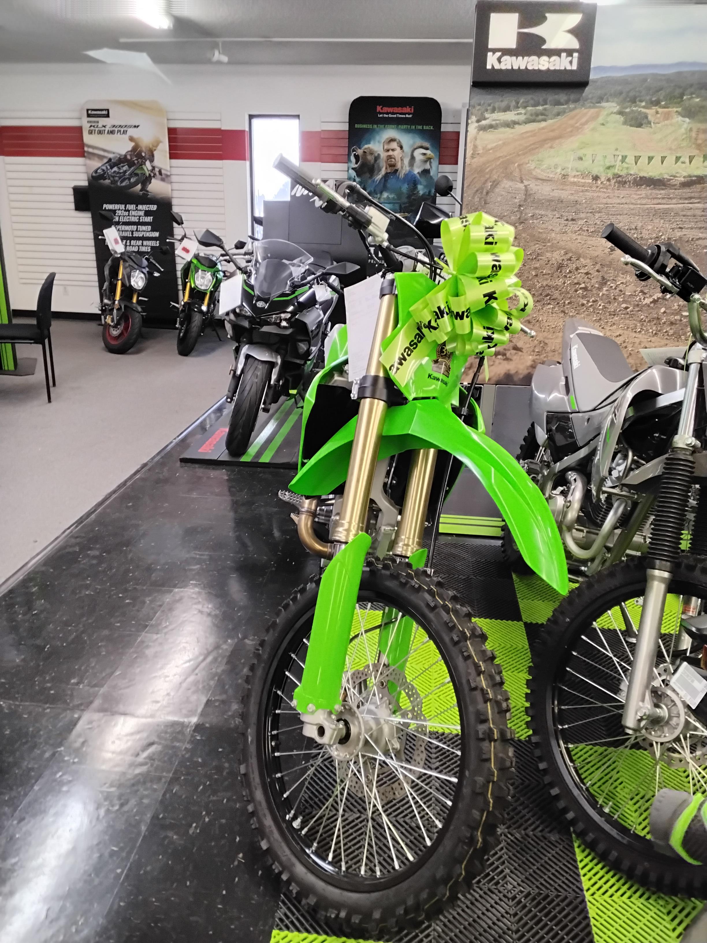 2025 Kawasaki KX™ 450X - Photo 4