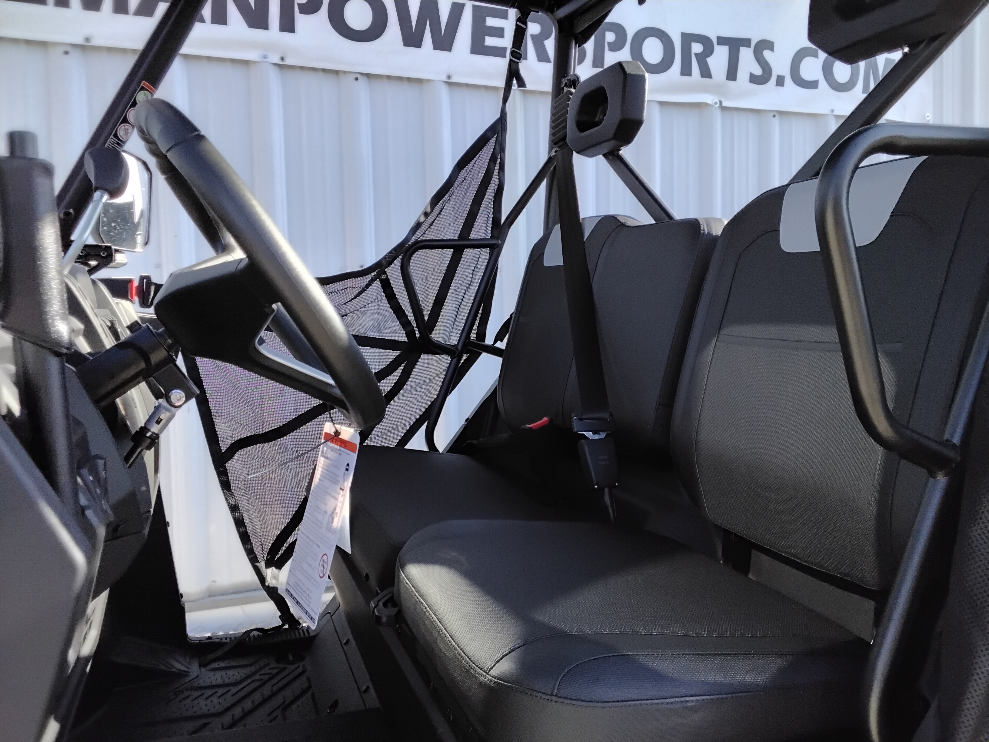 2025 CFMOTO UFORCE 600 - Photo 3