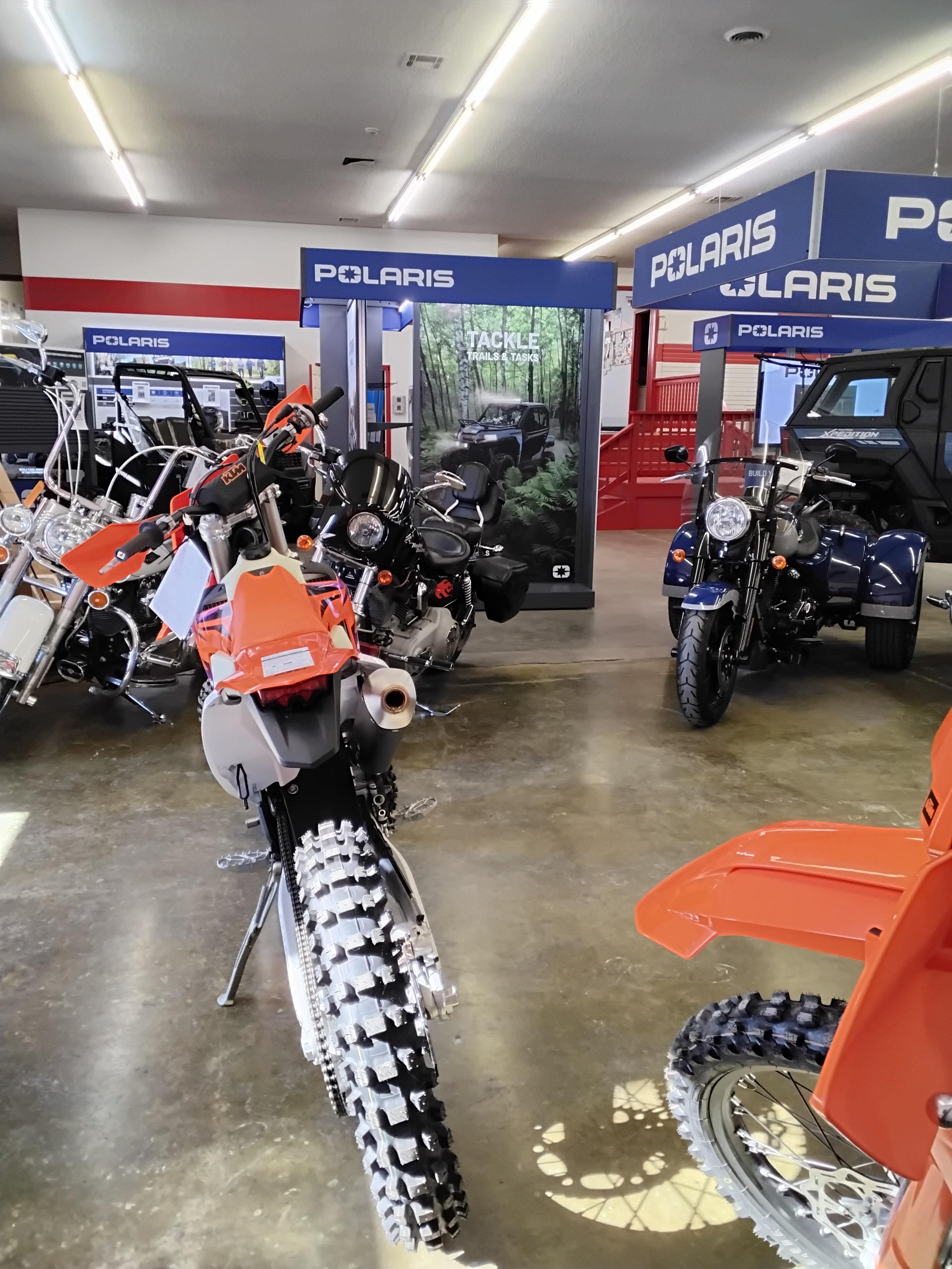 2025 KTM XC 250 W - Photo 4