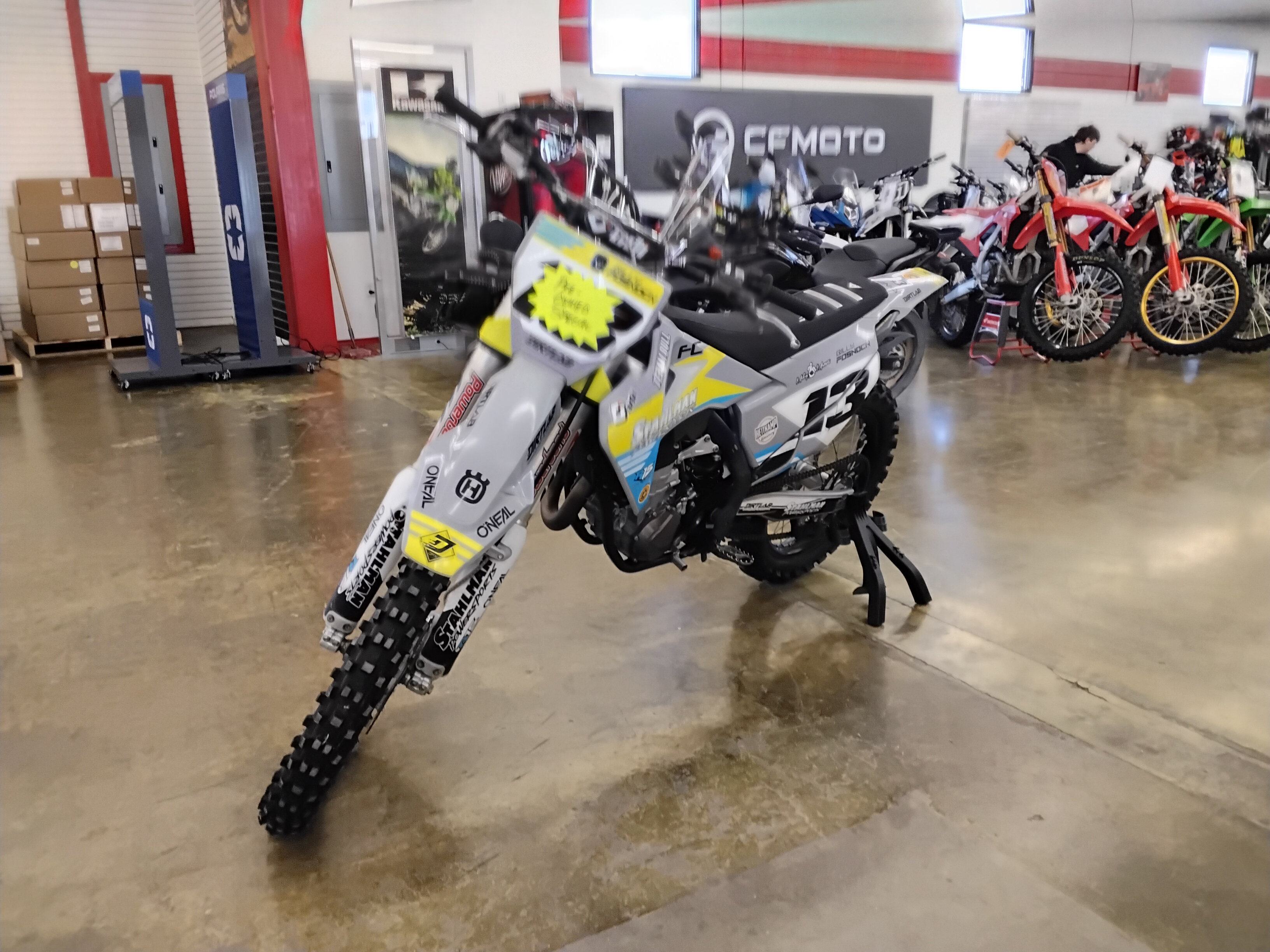 2022 Husqvarna Motorcycles FC 450 - Photo 3