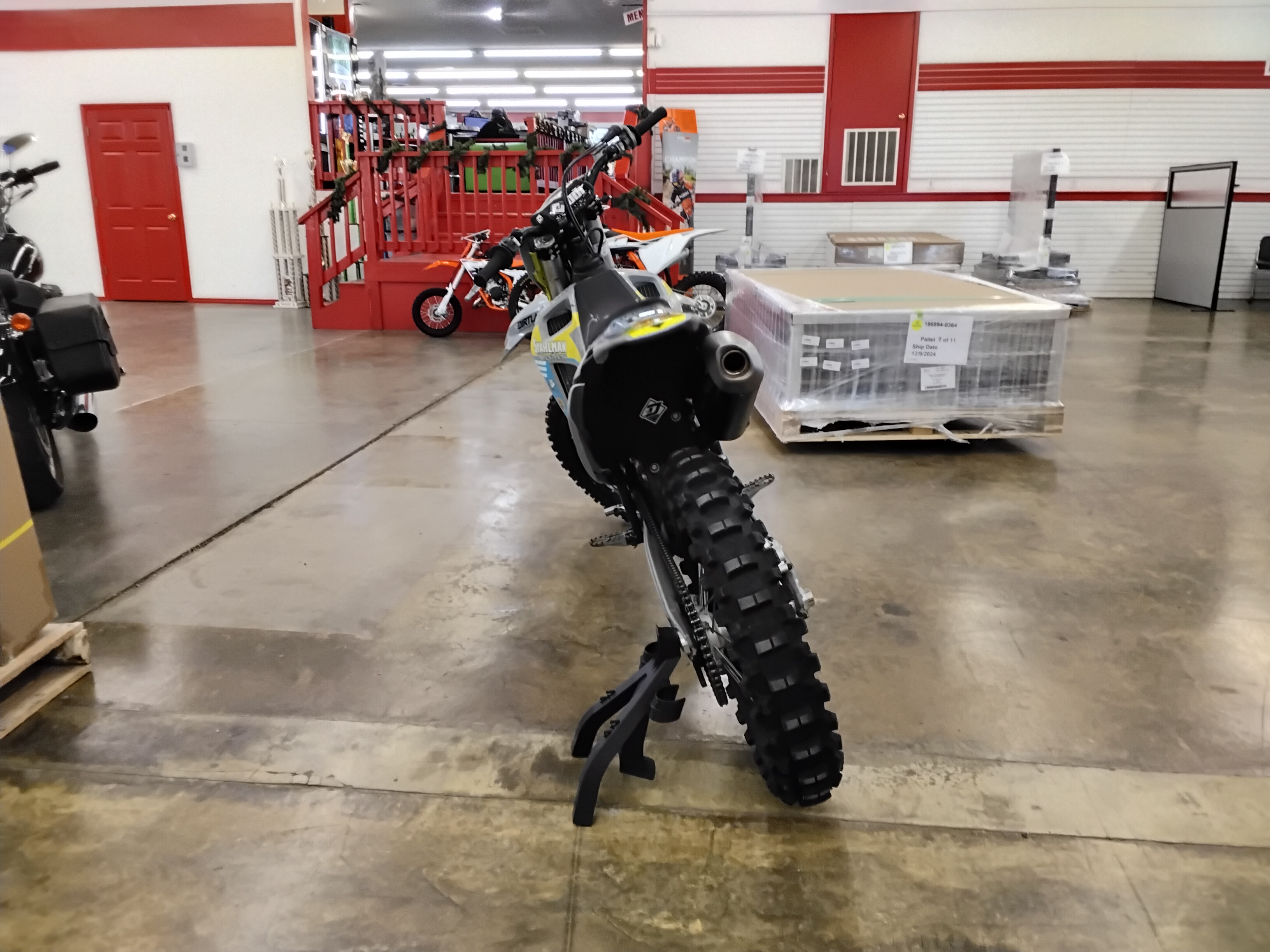 2022 Husqvarna Motorcycles FC 450 - Photo 4