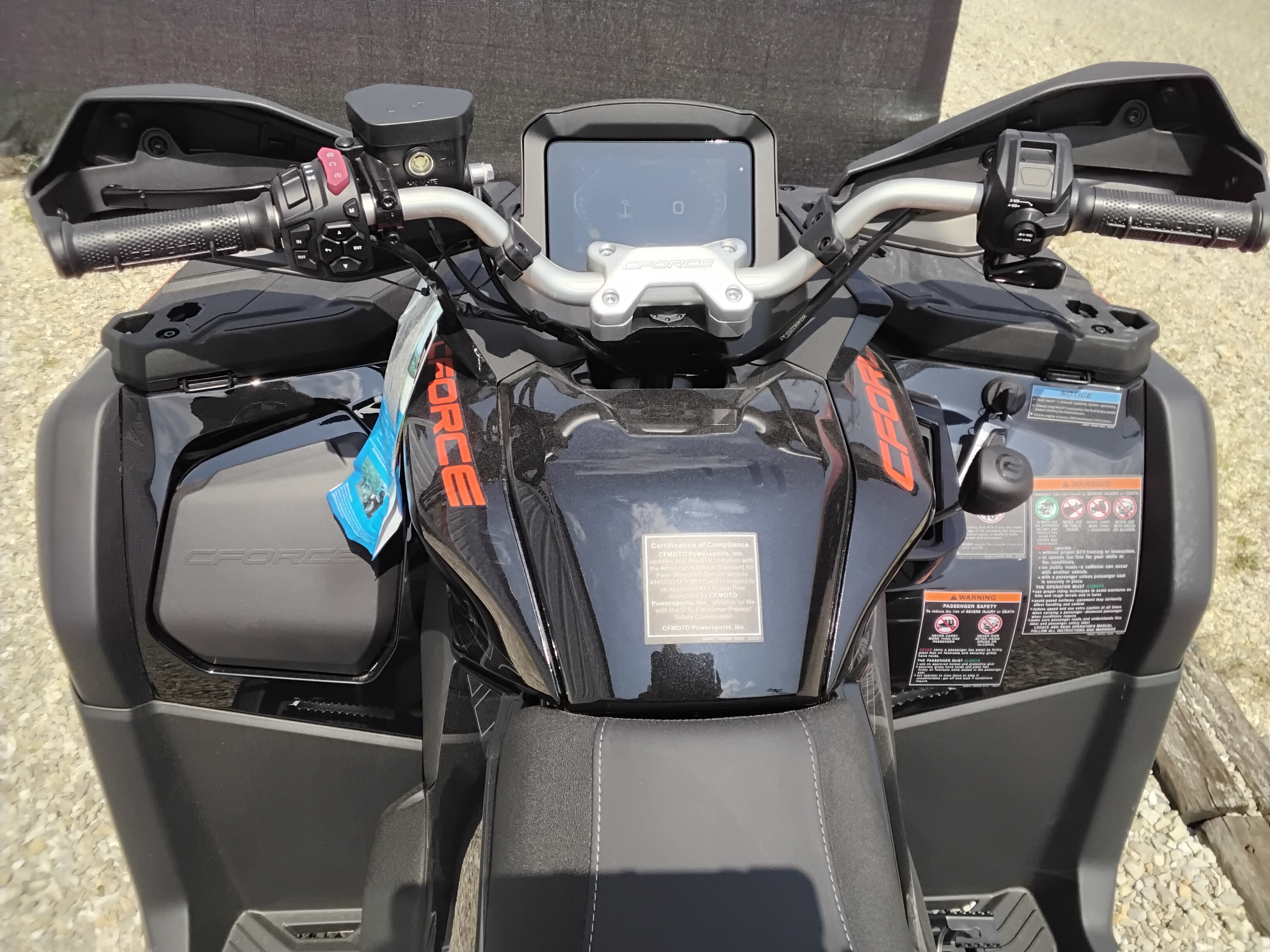 2025 CFMOTO CFORCE 1000 TOURING CF1000AZ-2 1000 Touring - Photo 3