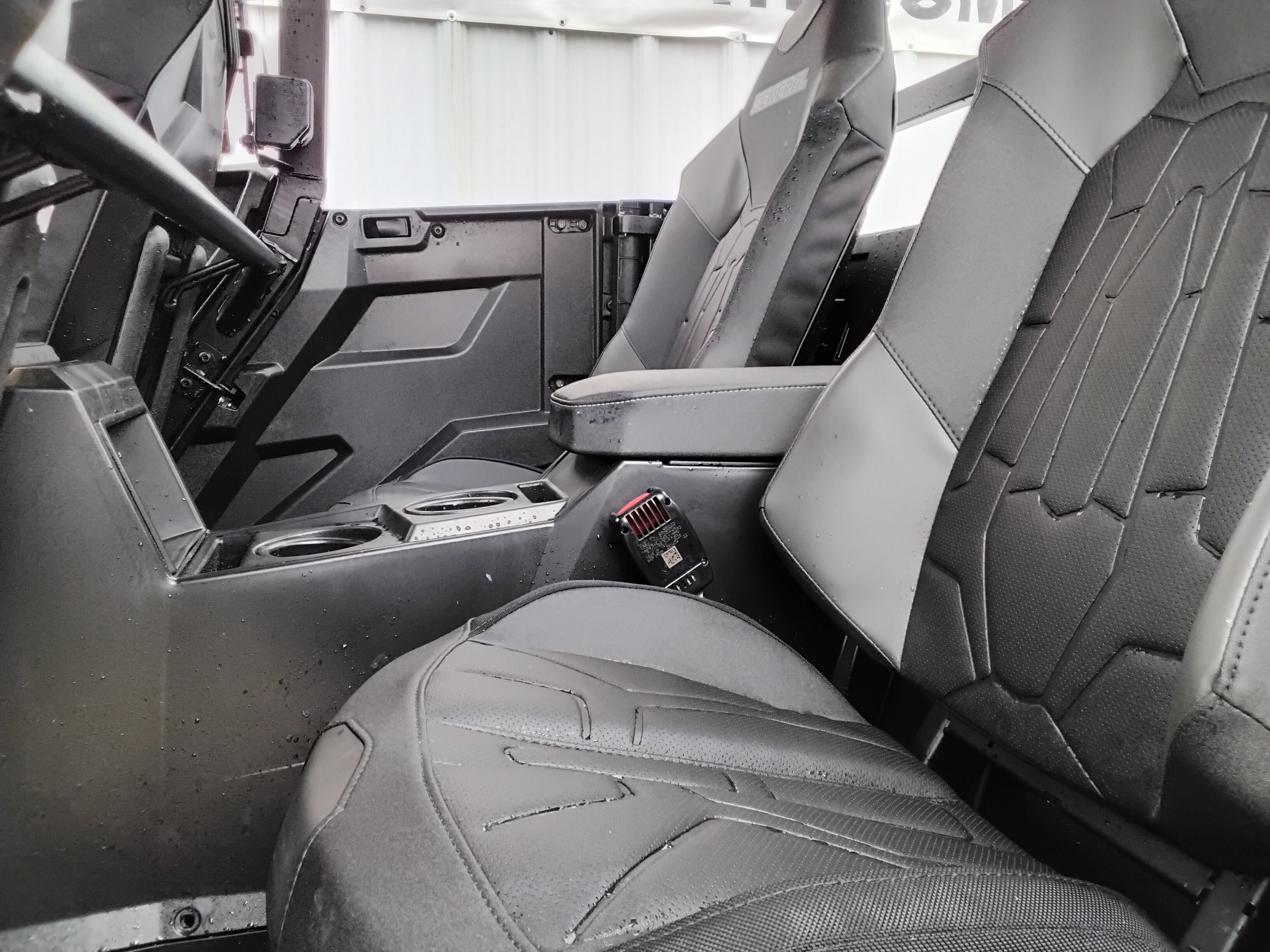 2025 Polaris GENERAL XP 4 1000 ULTIMATE - GRANITE GRAY Ultimate - Photo 3