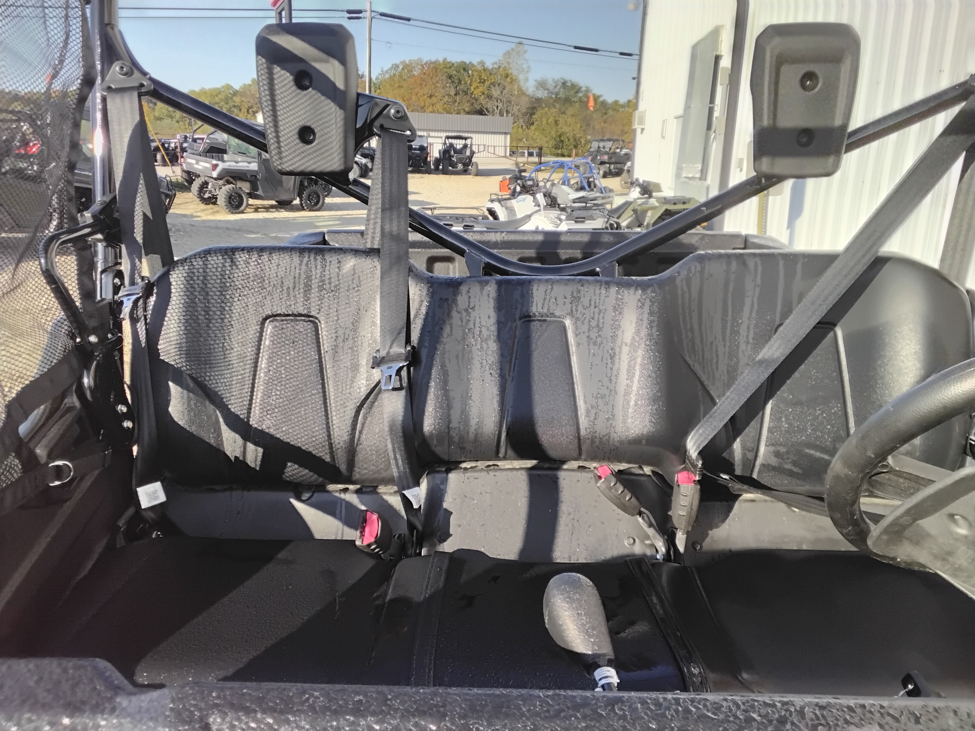 2025 Honda Pioneer 1000 Base - Photo 3