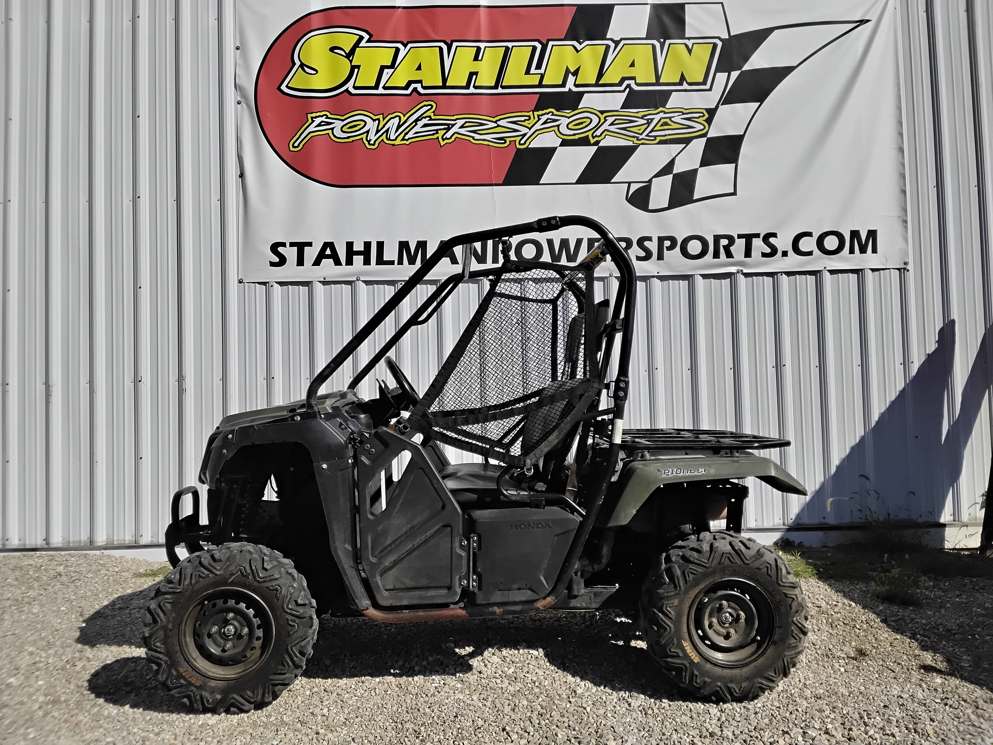 2015 Honda Pioneer 500 - Photo 9