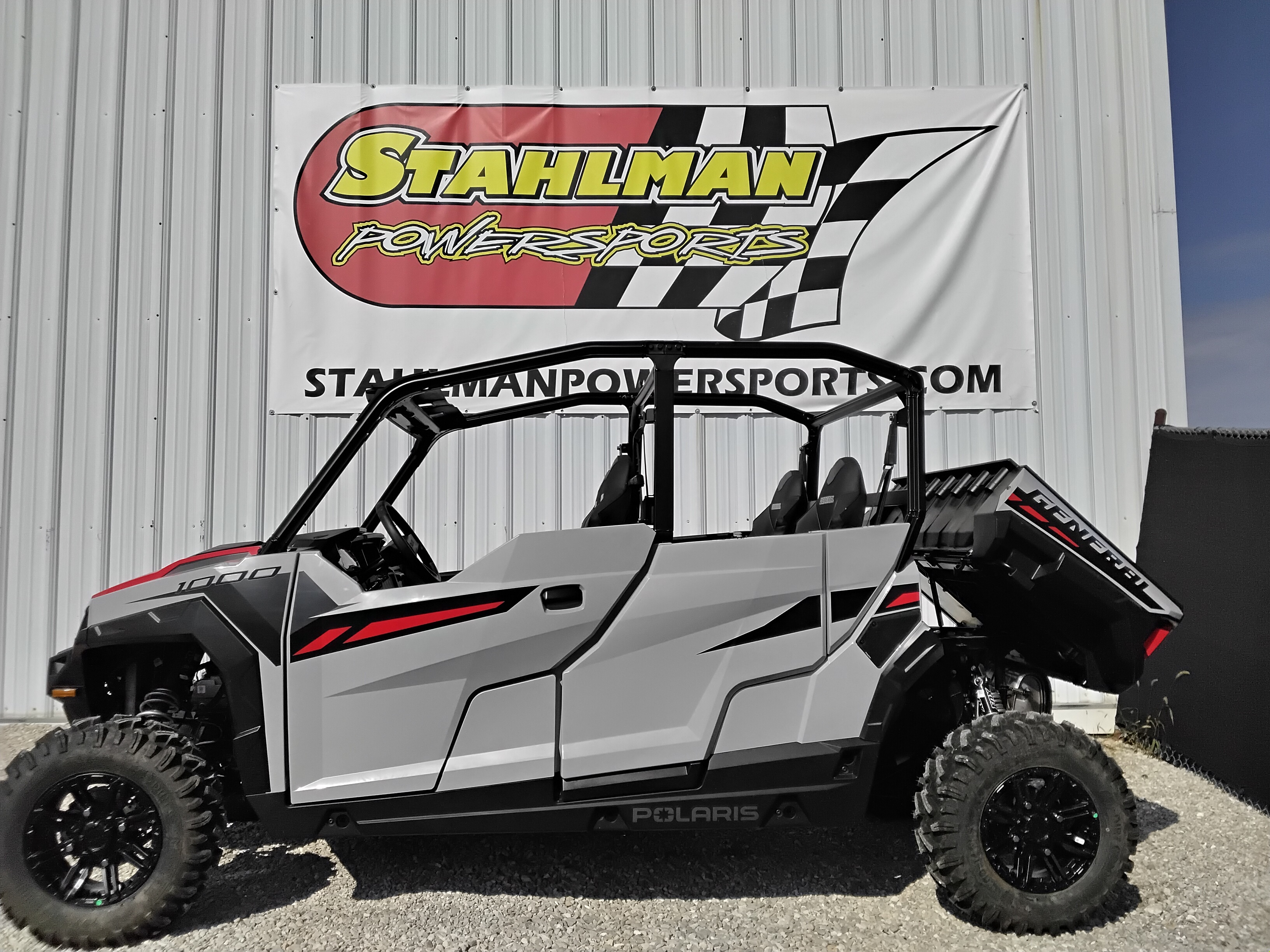 2025 Polaris GENERAL 4 1000 SPORT - GHOST GRAY Sport - Photo 2