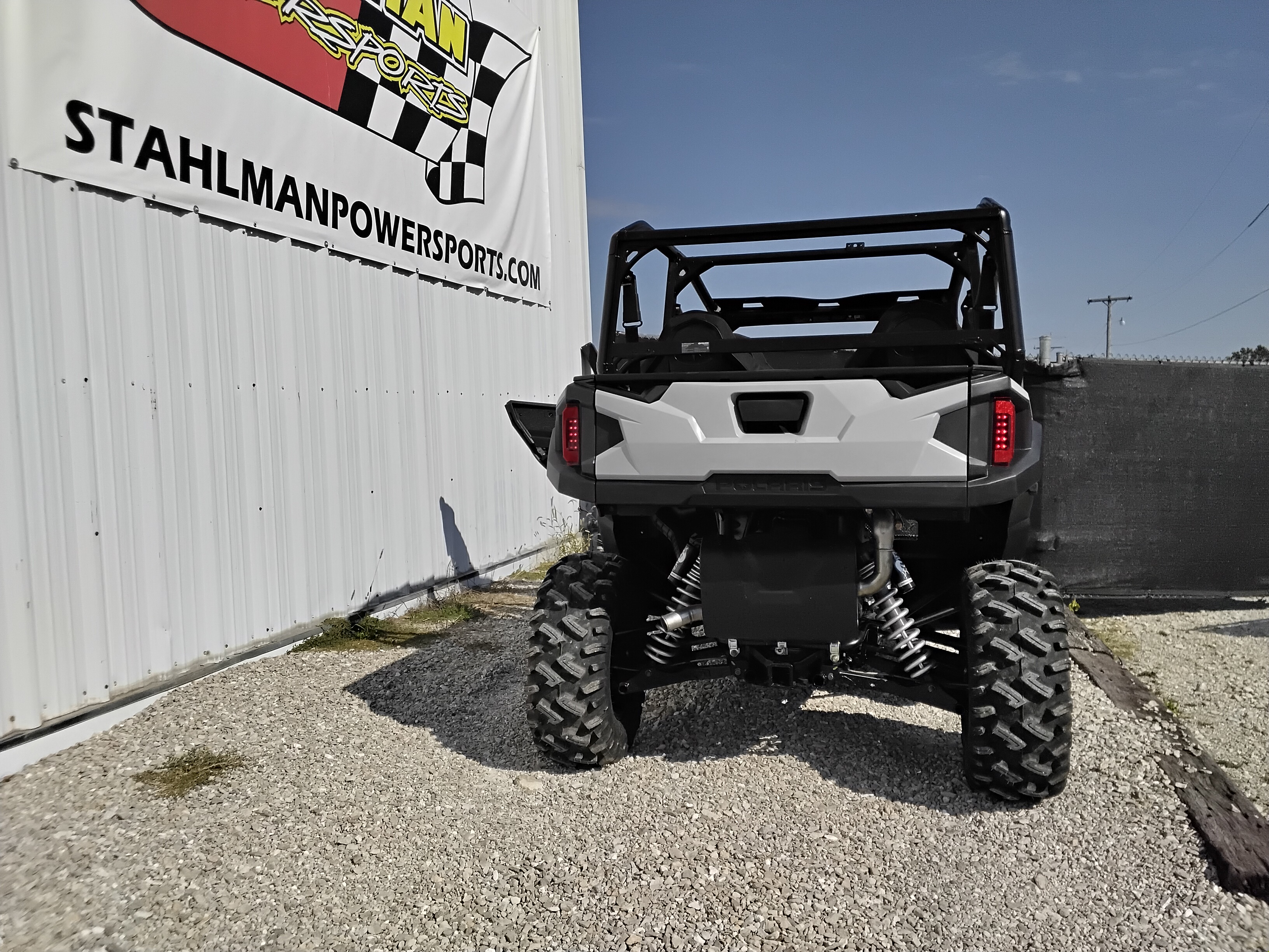 2025 Polaris GENERAL 4 1000 SPORT - GHOST GRAY Sport - Photo 9
