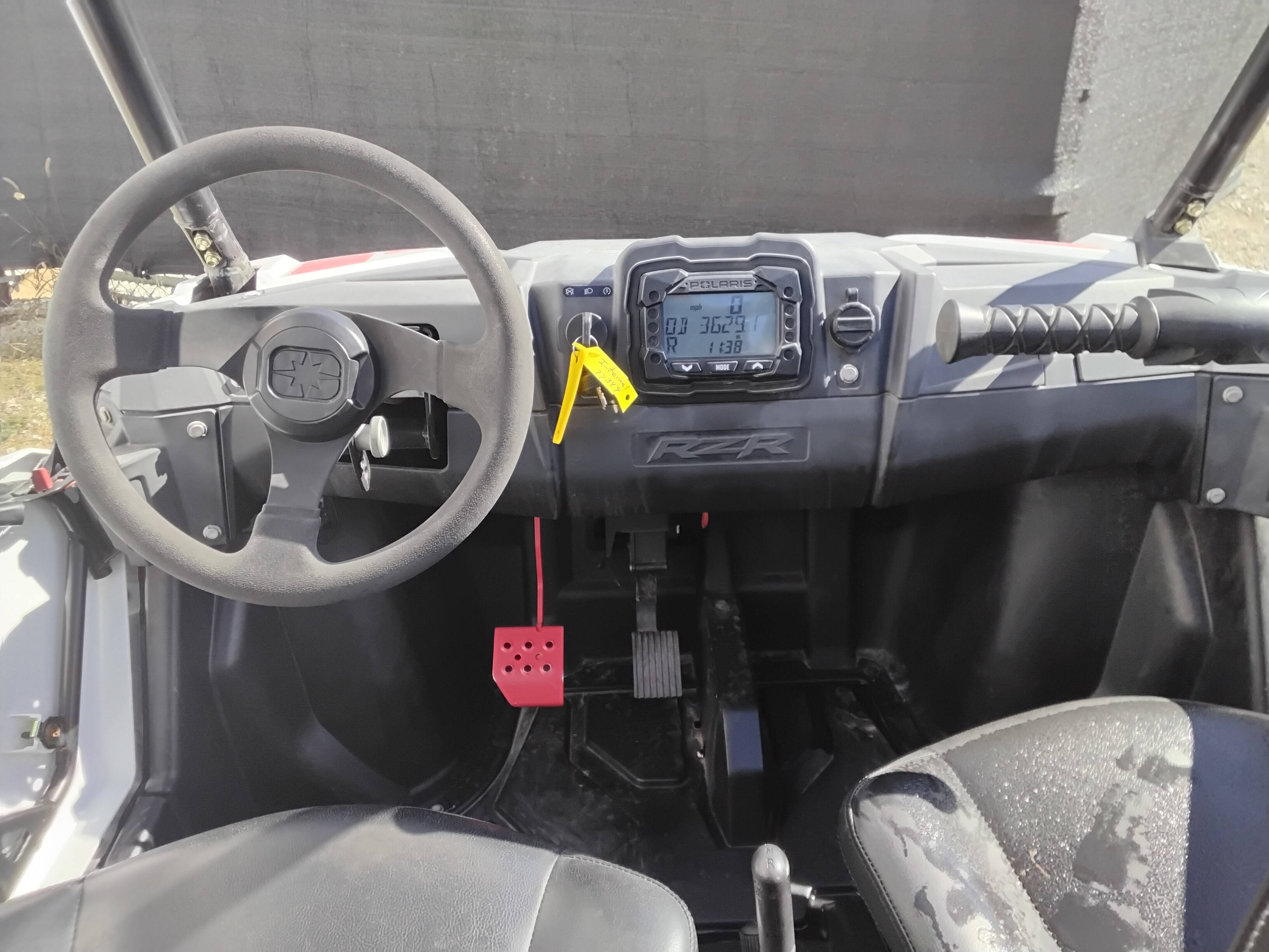 2021 Polaris RZR 200 EFI - Photo 2