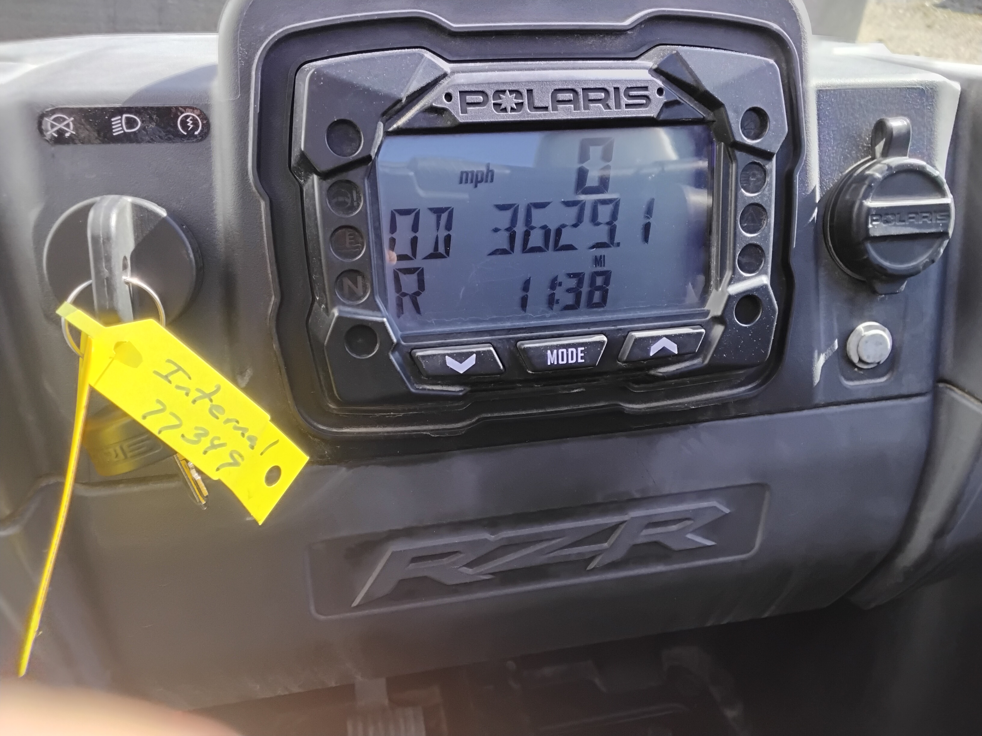 2021 Polaris RZR 200 EFI - Photo 4