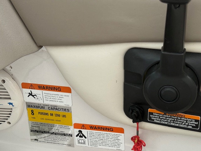 2003 Four winns H190-17