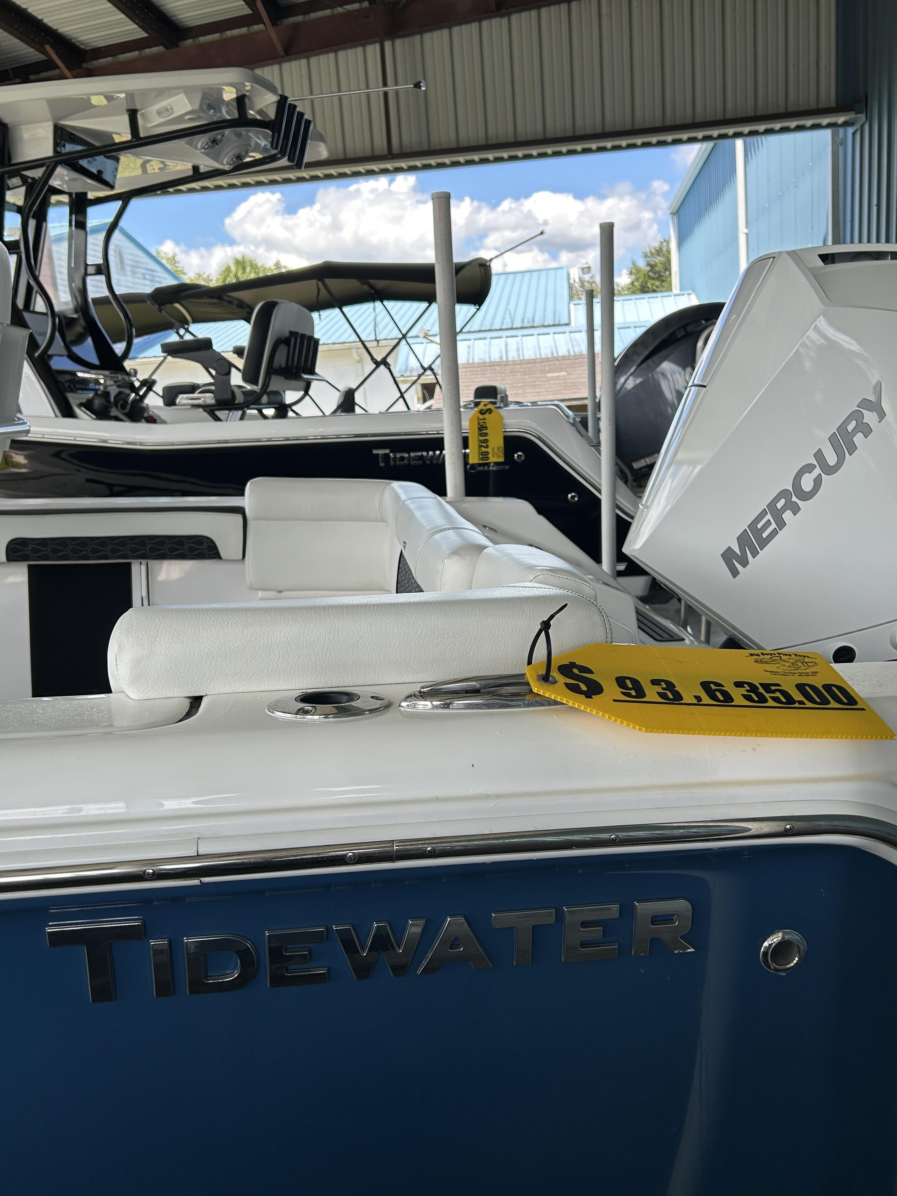 2024 Tidewater Boats 220 LXF - Photo 12