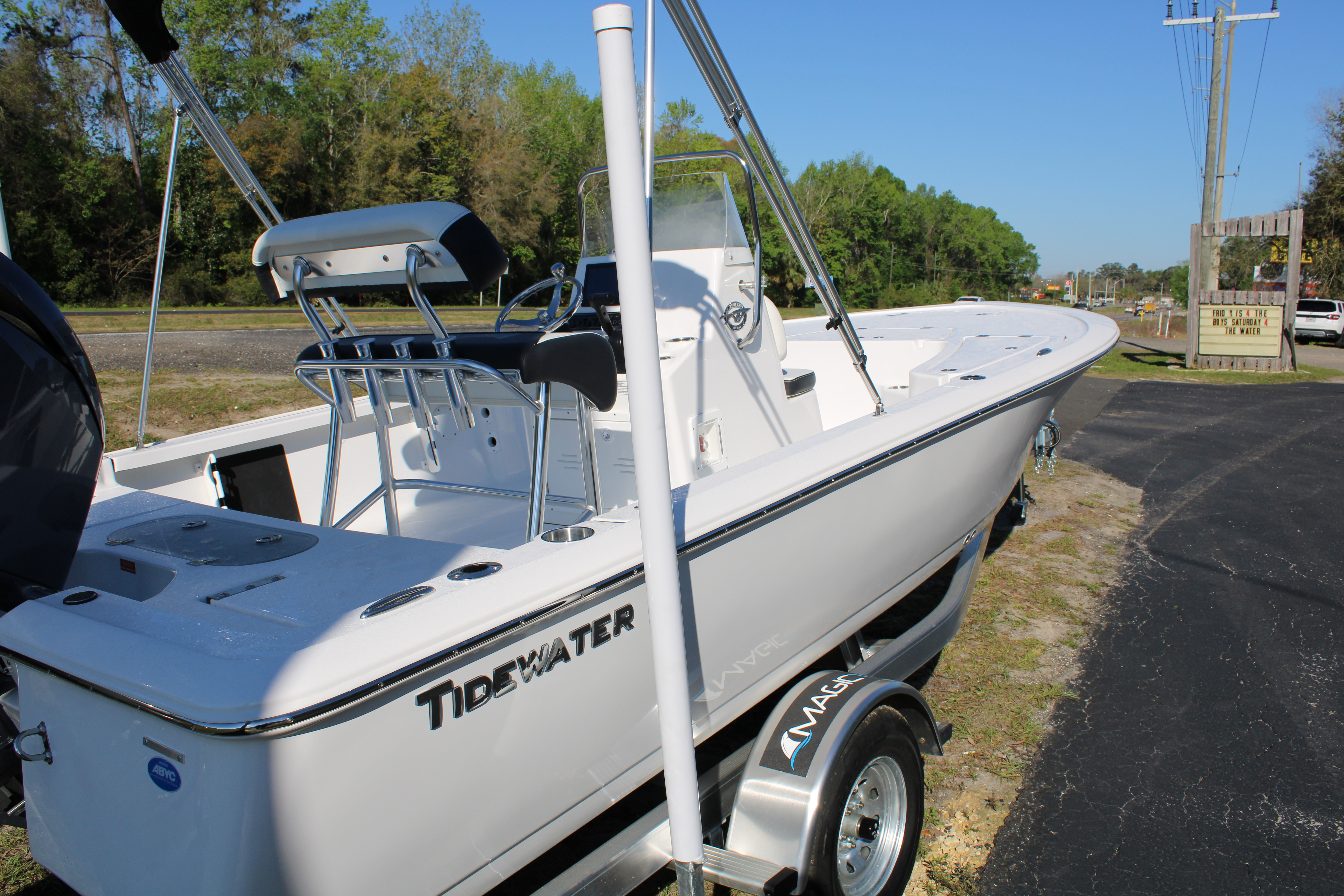 2025 Tidewater Boats 1910 BAY MAX - Photo 6
