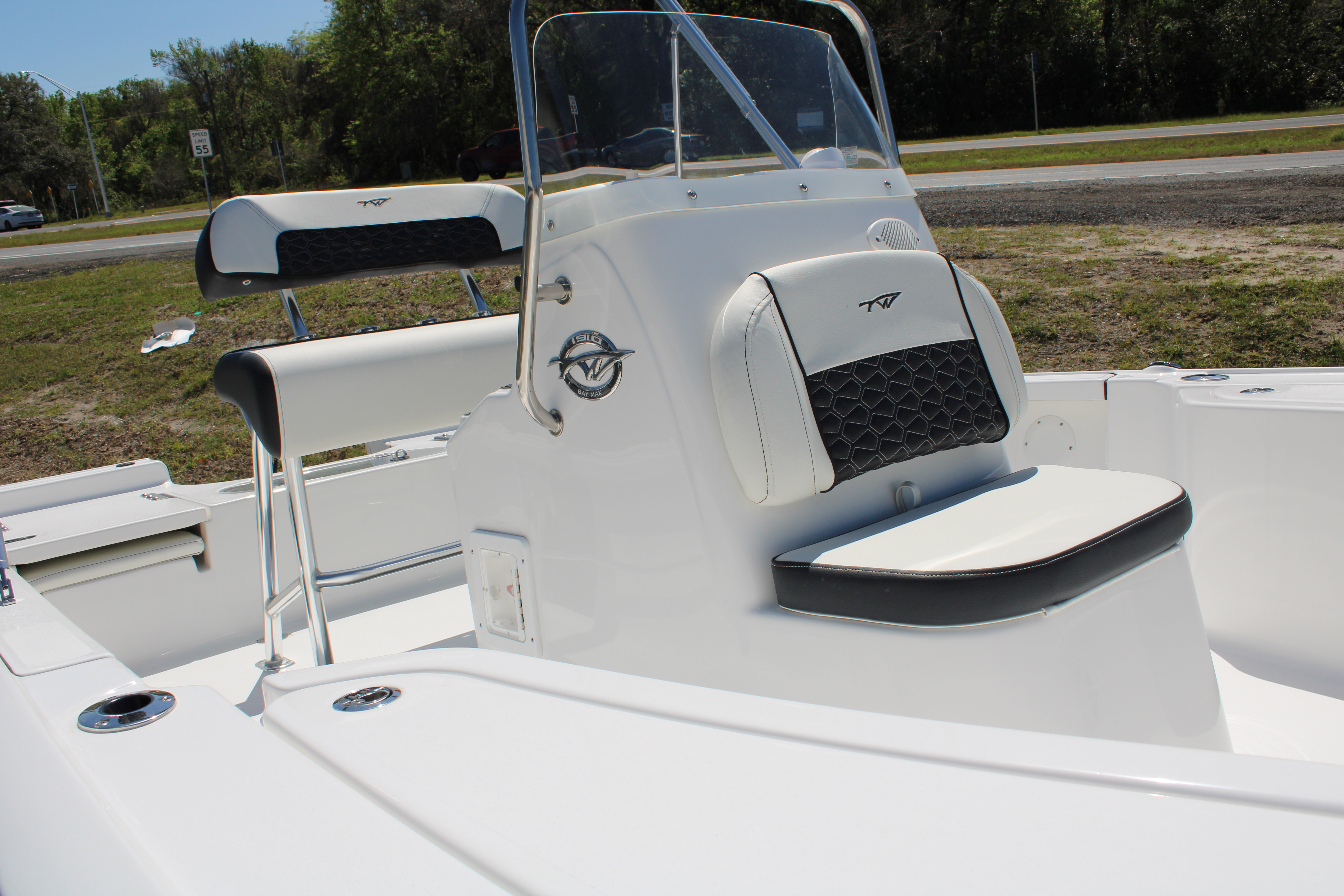 2025 Tidewater Boats 1910 Baymax - Photo 6
