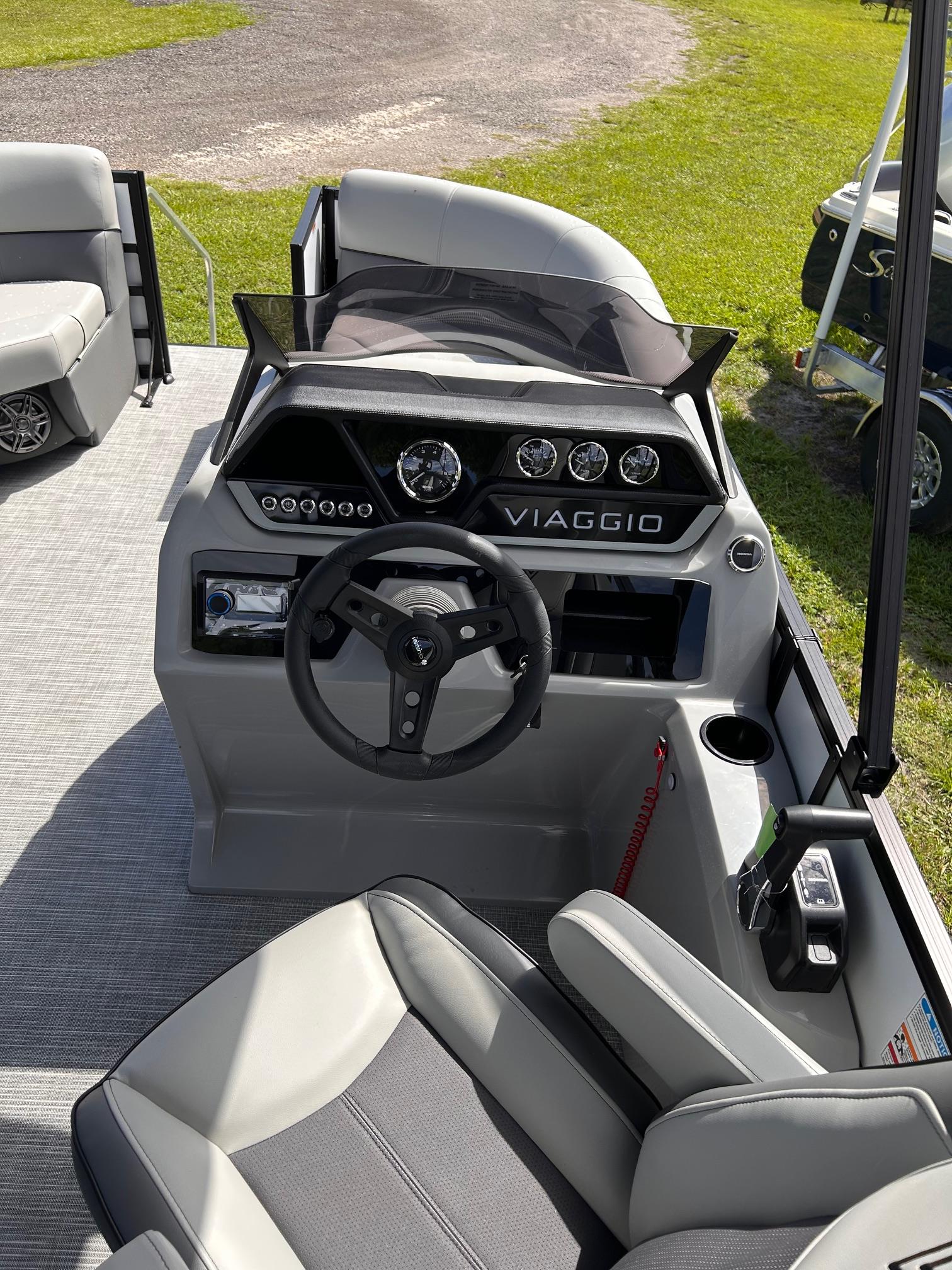 2025 Viaggio V16U - Photo 8