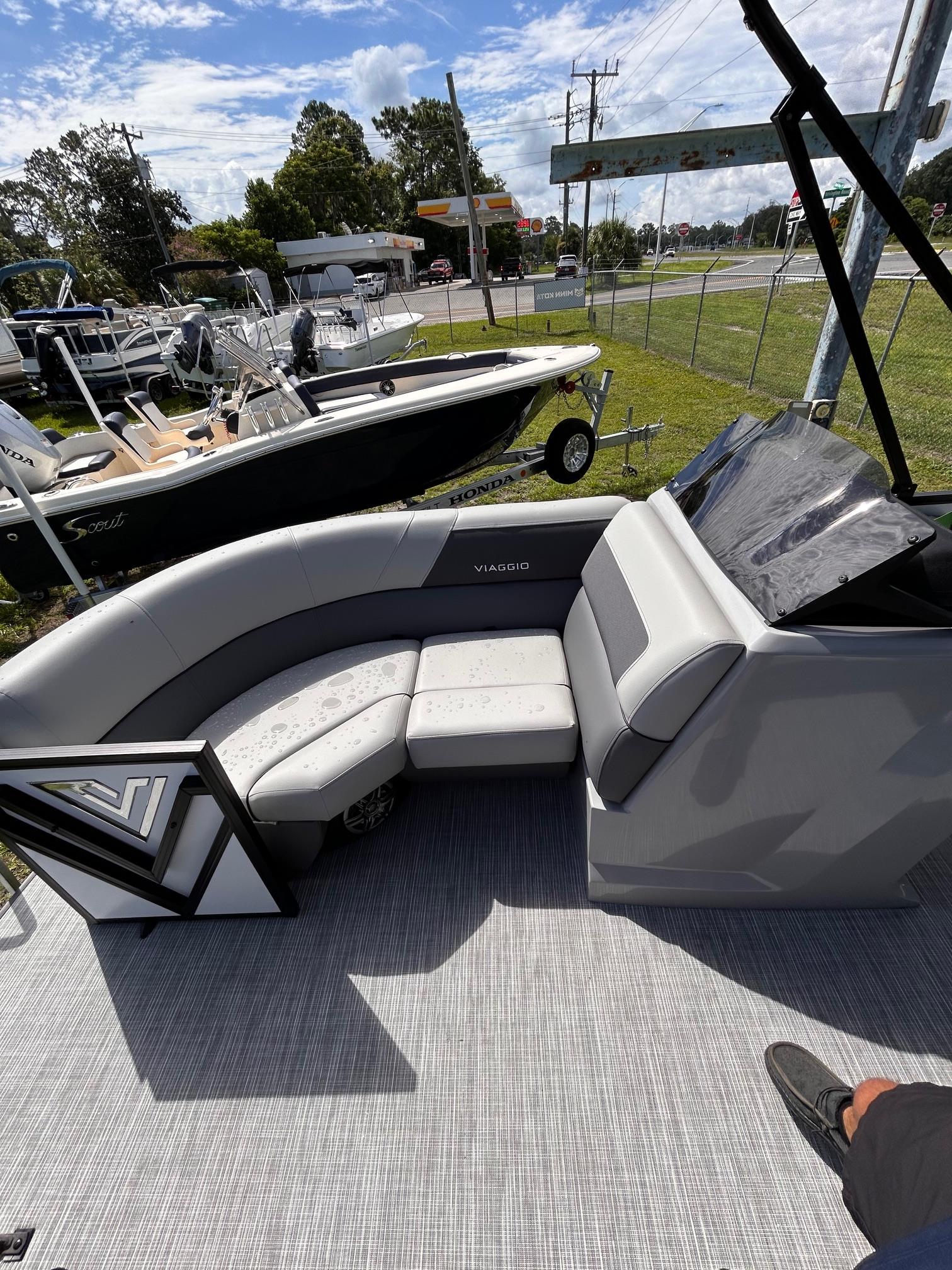 2025 Viaggio V16U - Photo 9