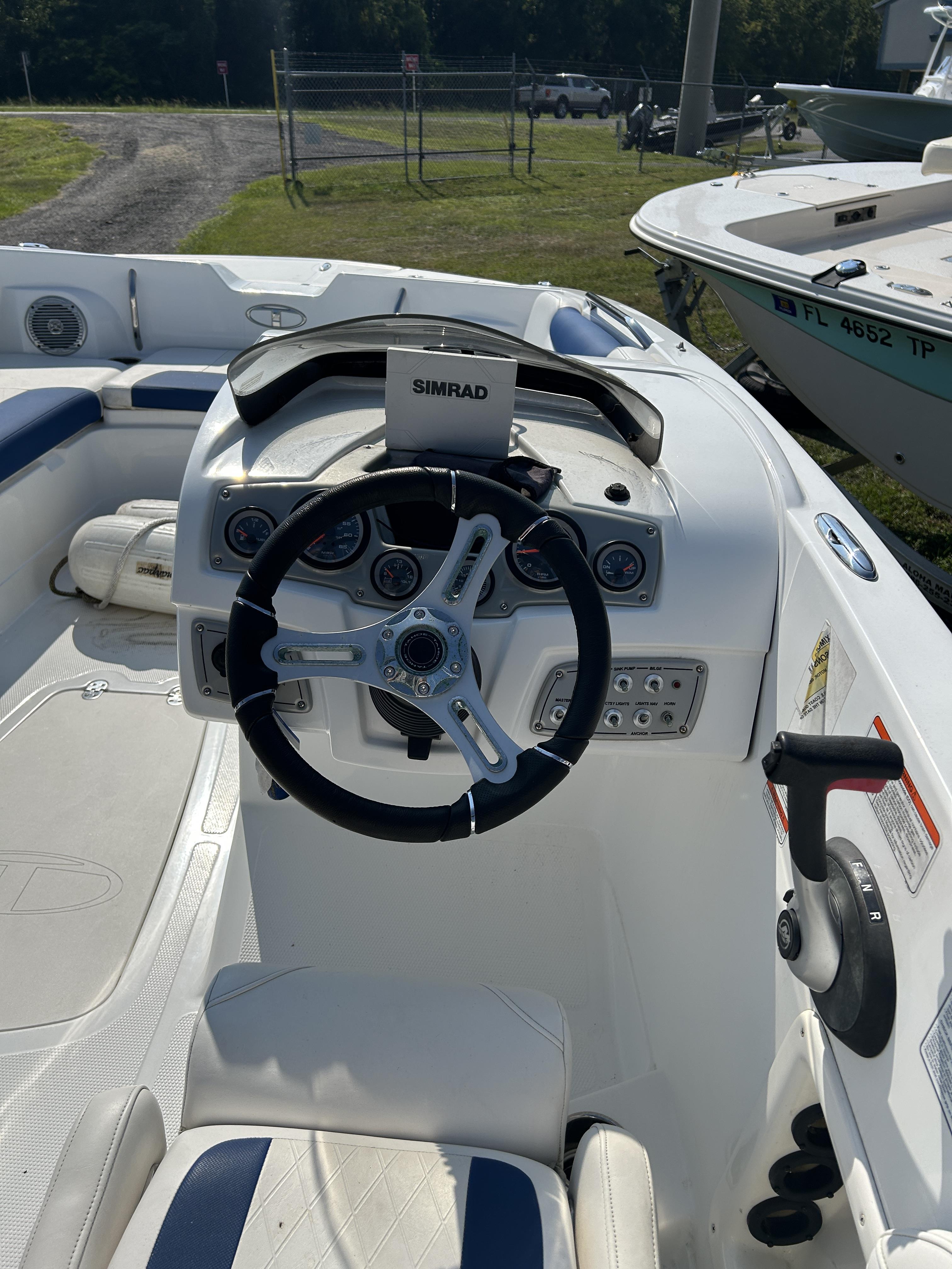 2016 Tahoe 2150 - Photo 5