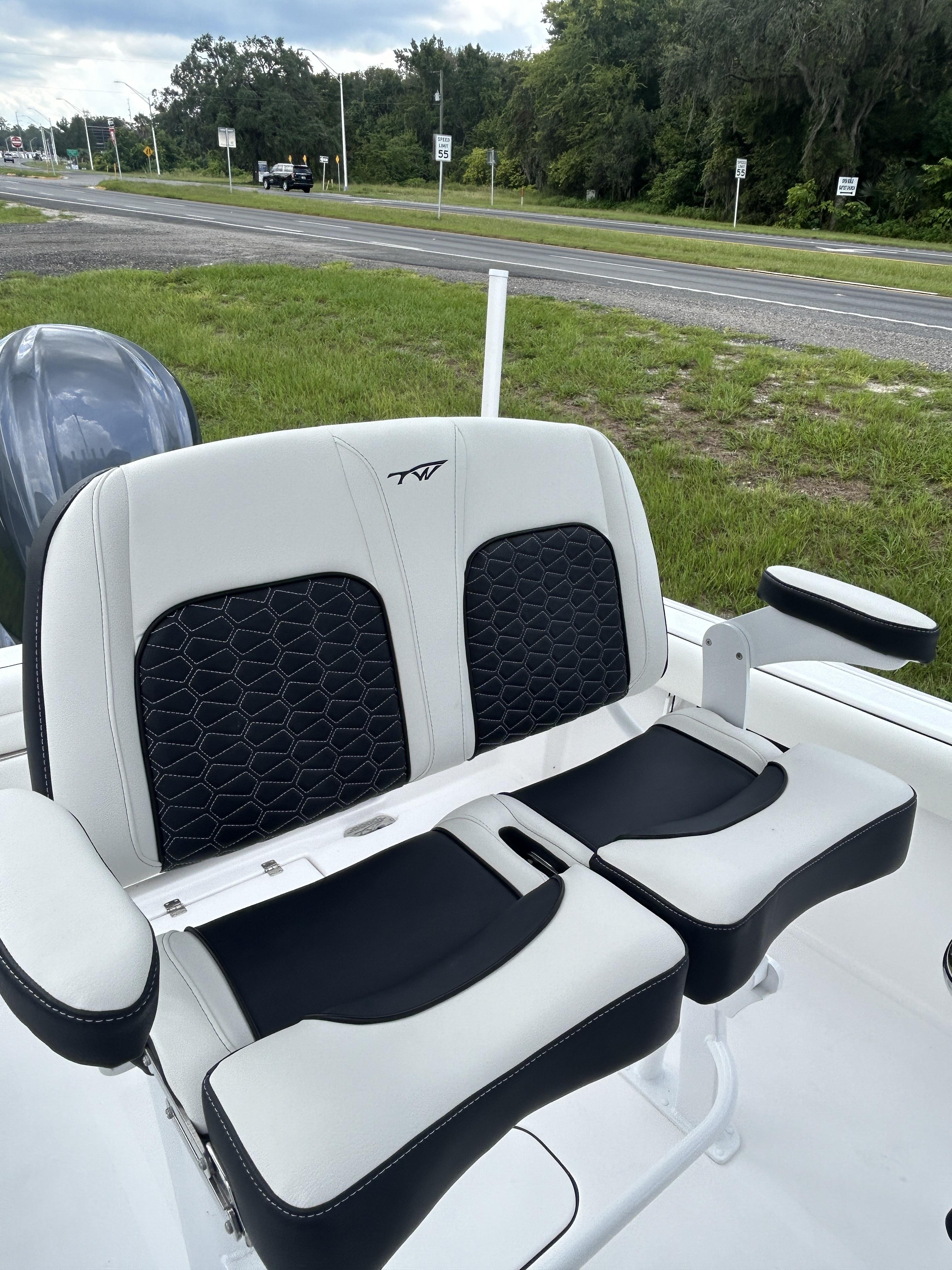 2026 Tidewater Boats 232 - Photo 16