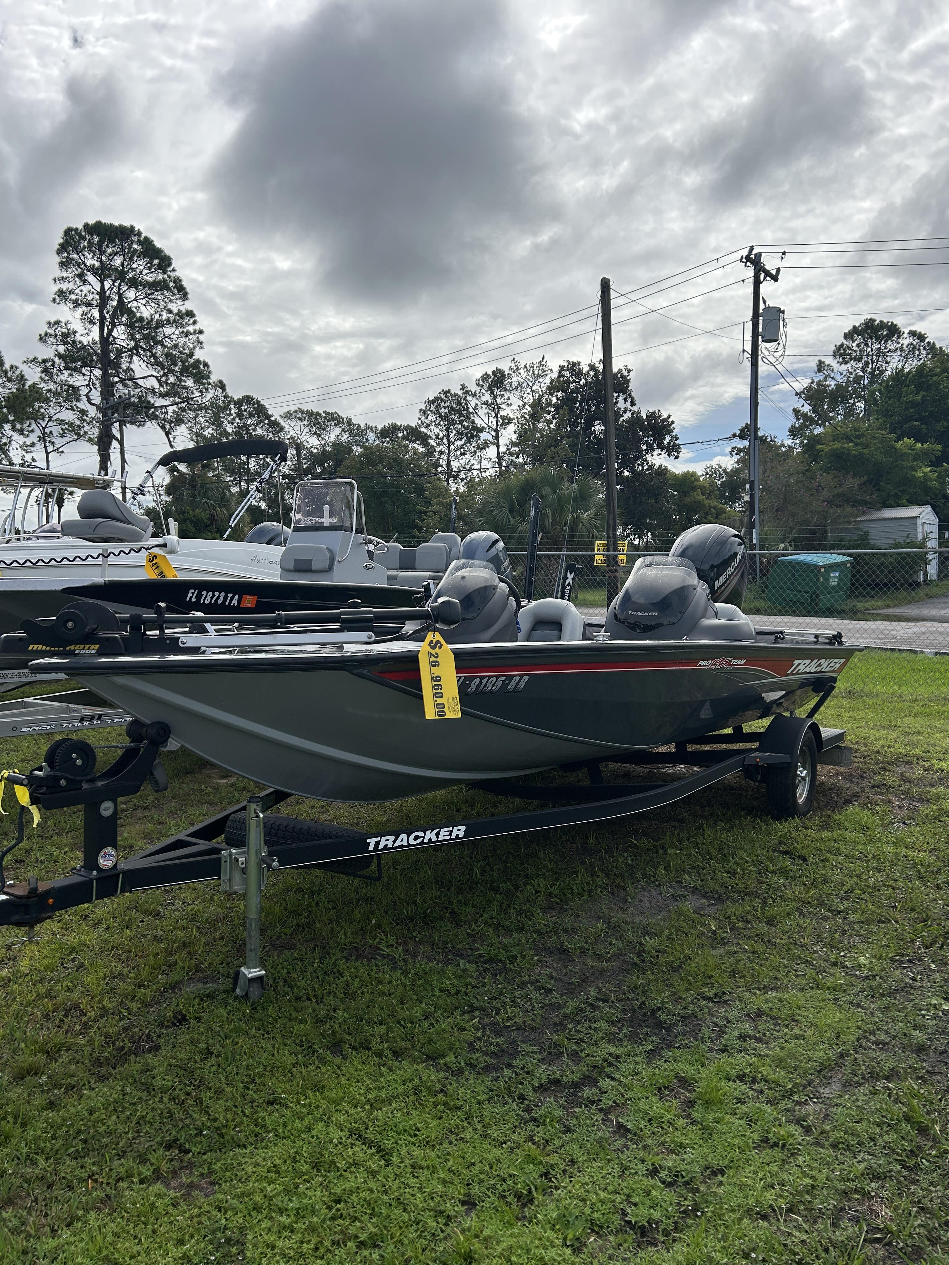 2018 Tracker Boats 195TXW - Photo 2