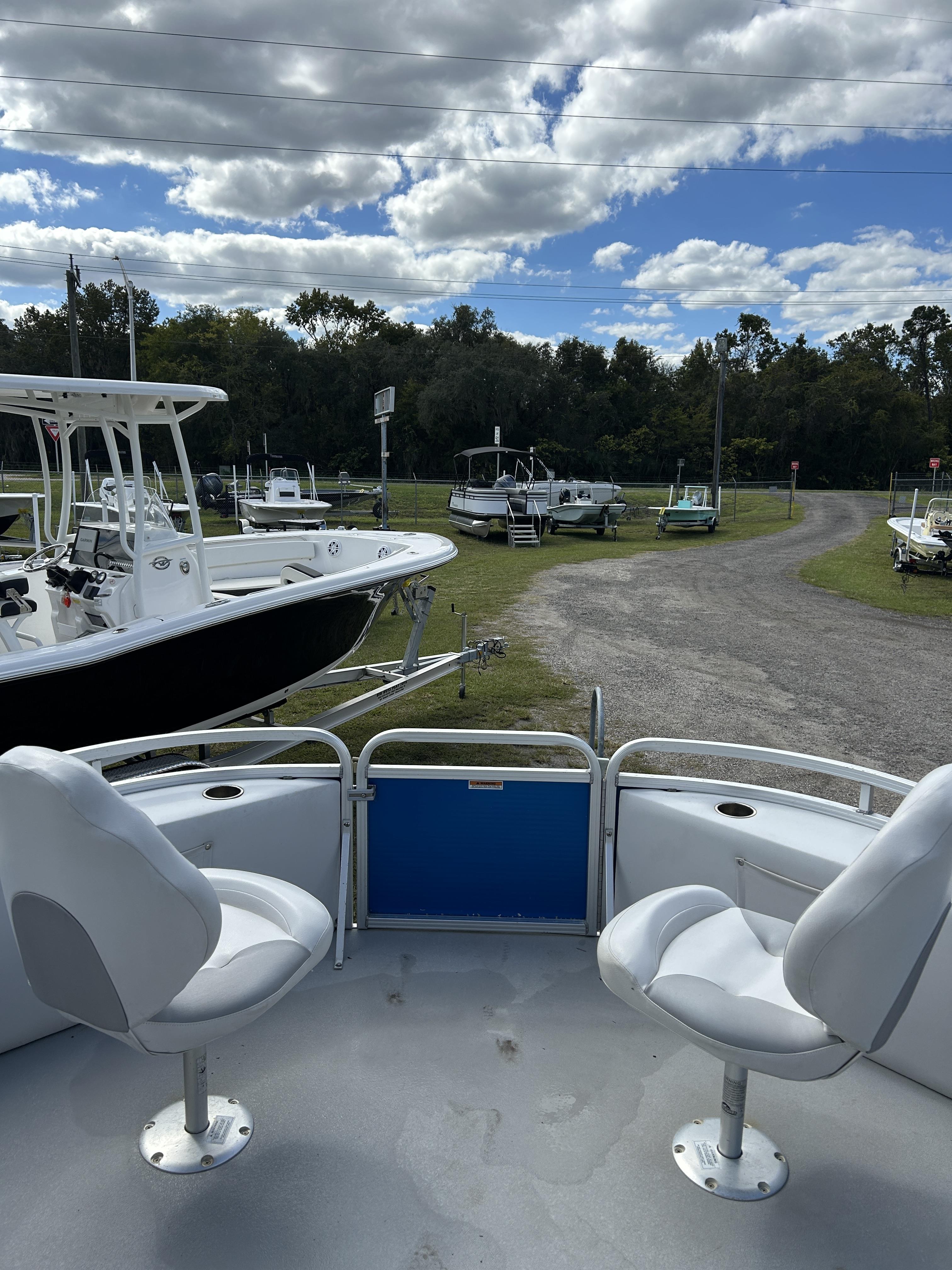2016 Avalon QUADFISH 20 - Photo 3