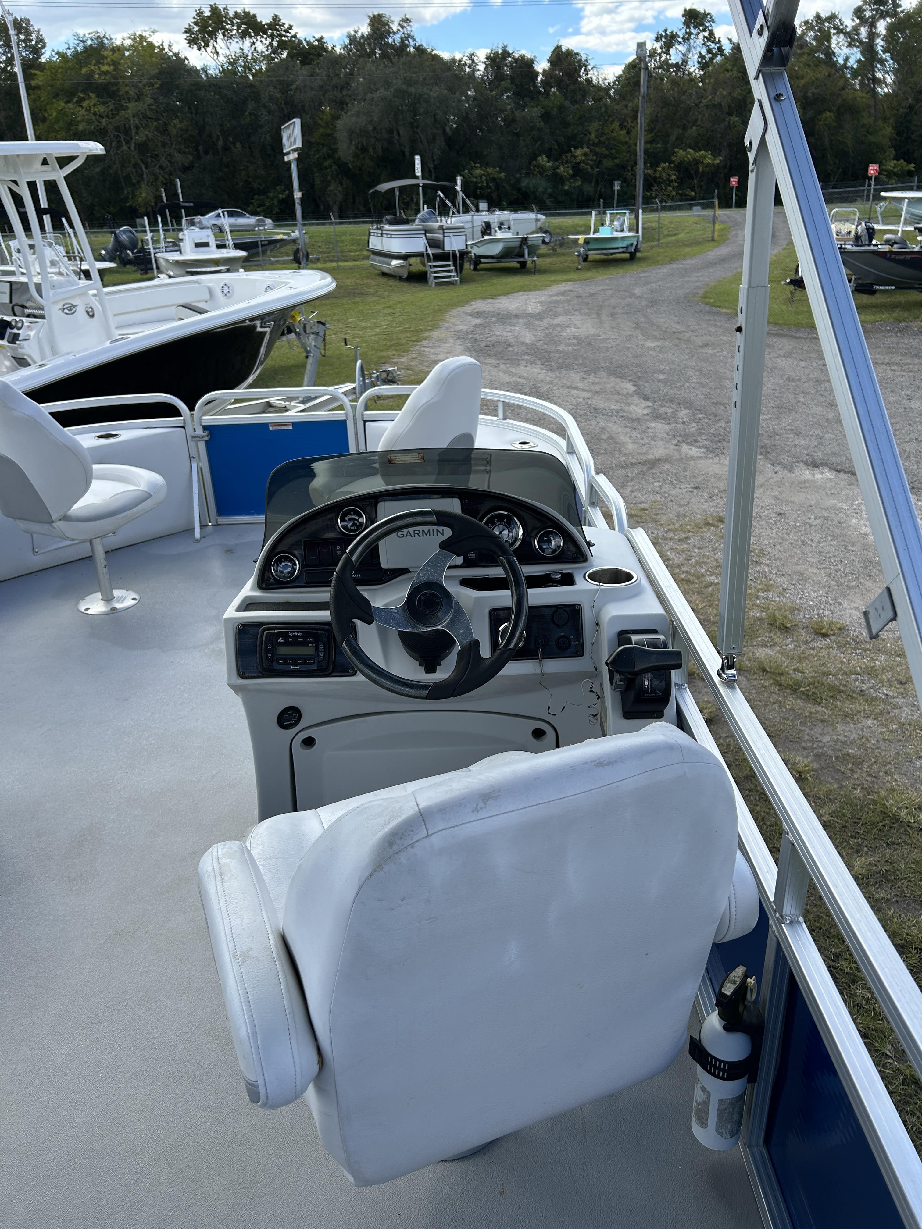2016 Avalon QUADFISH 20 - Photo 5