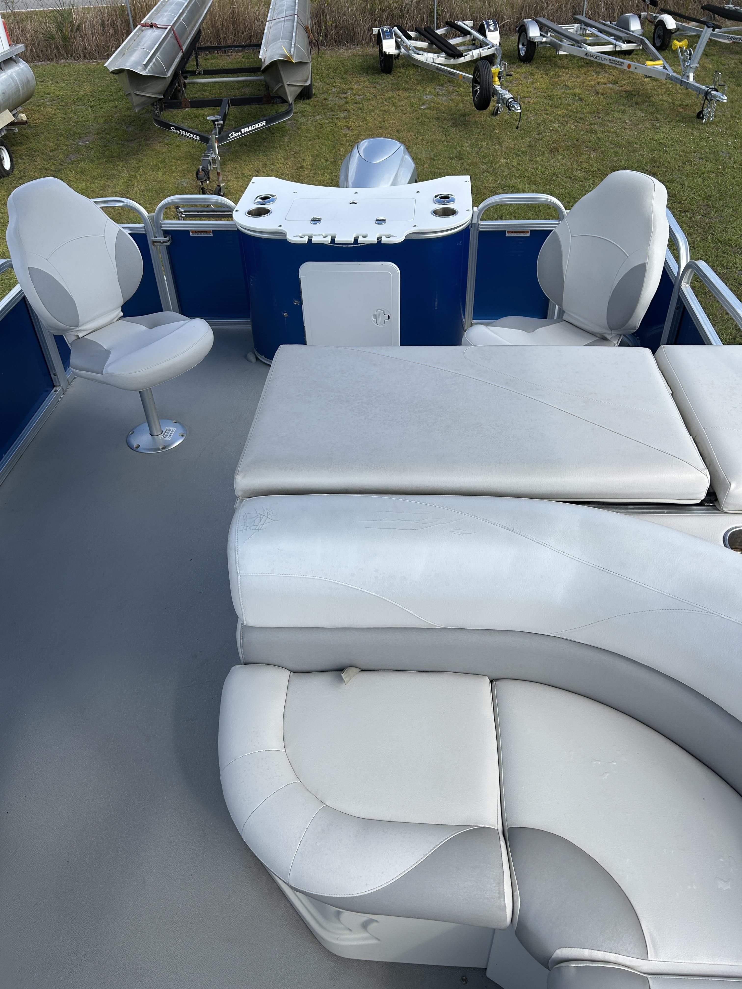 2016 Avalon QUADFISH 20 - Photo 9