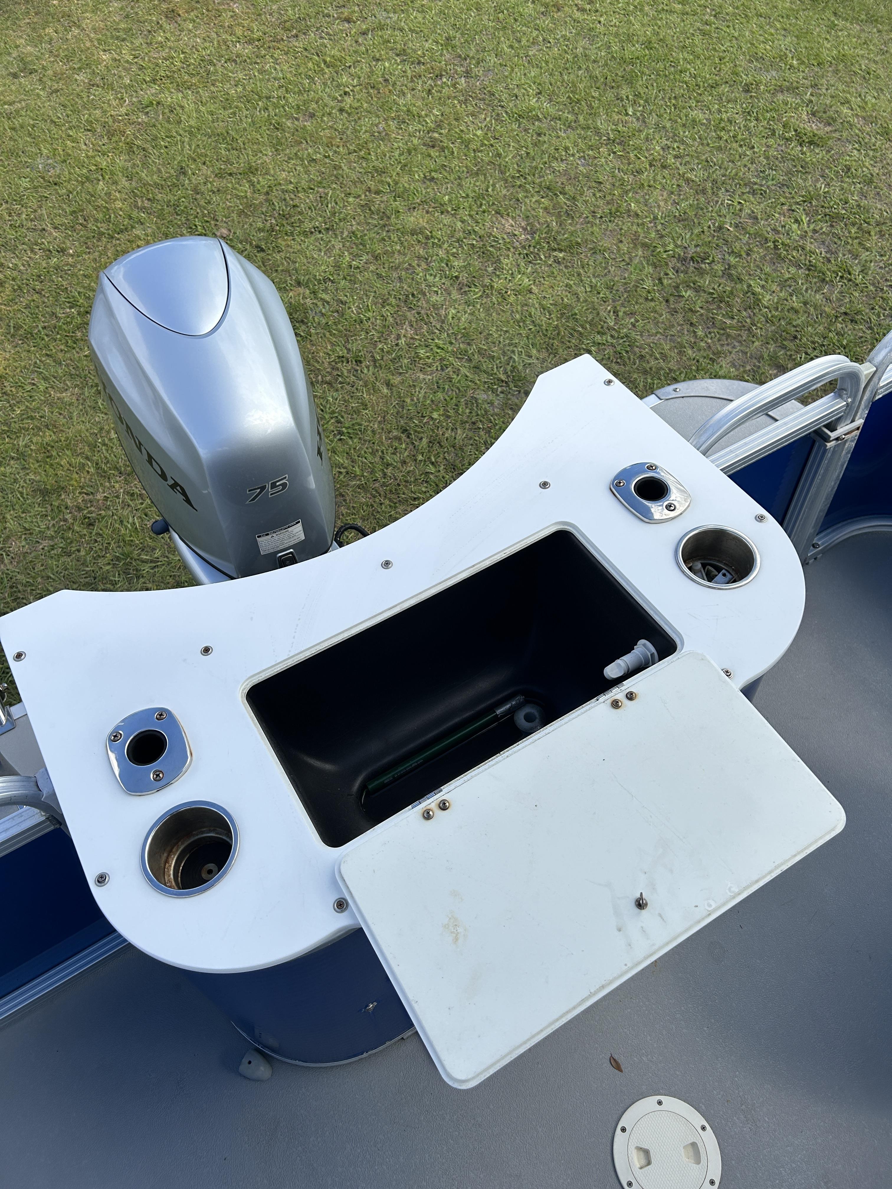 2016 Avalon QUADFISH 20 - Photo 11