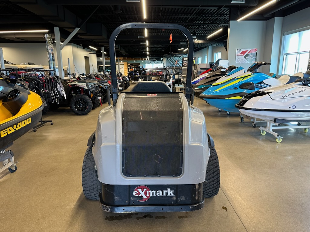 2017 Exmark LZS80TDYM604W0 - Photo 5