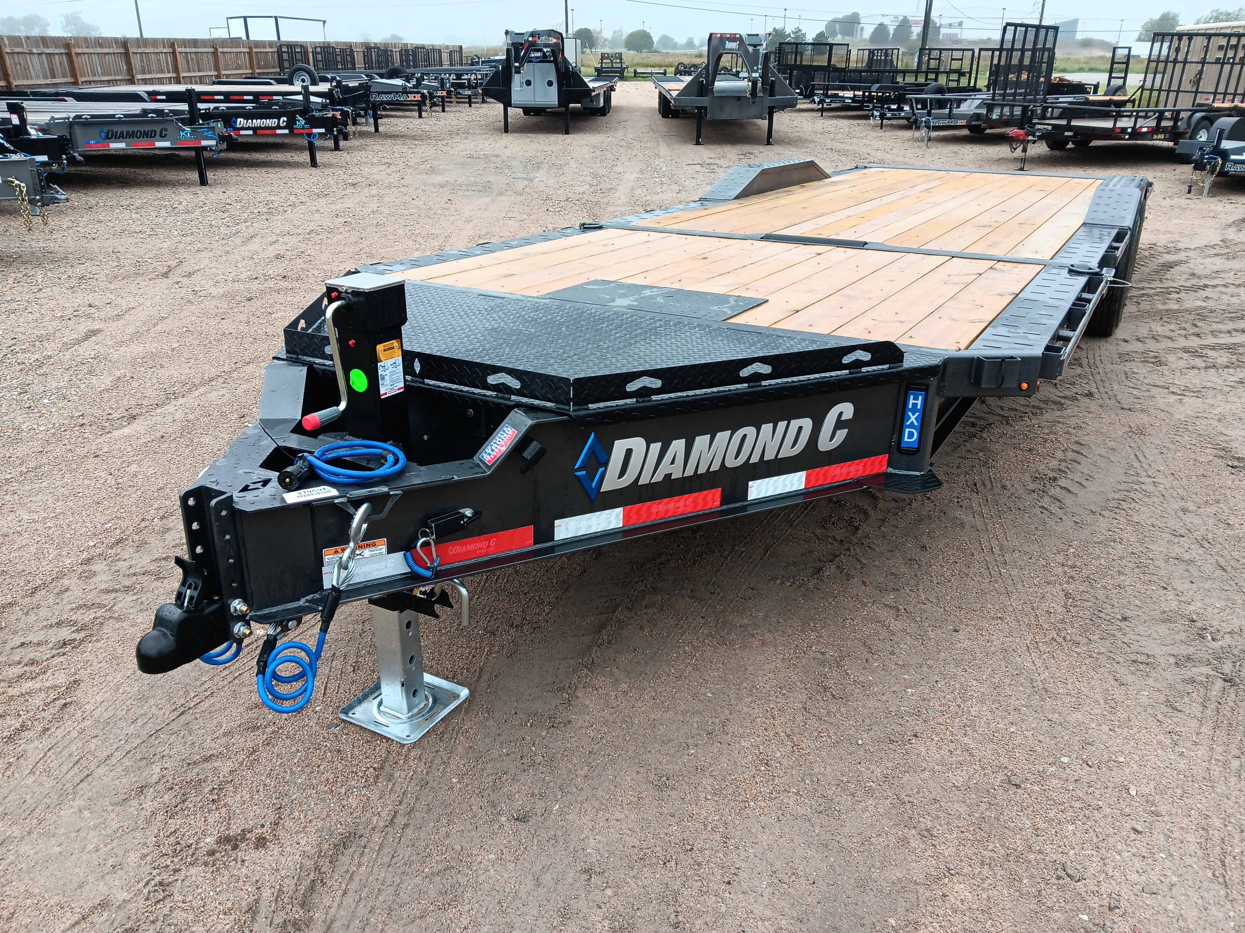 2027 Diamond C photo 2