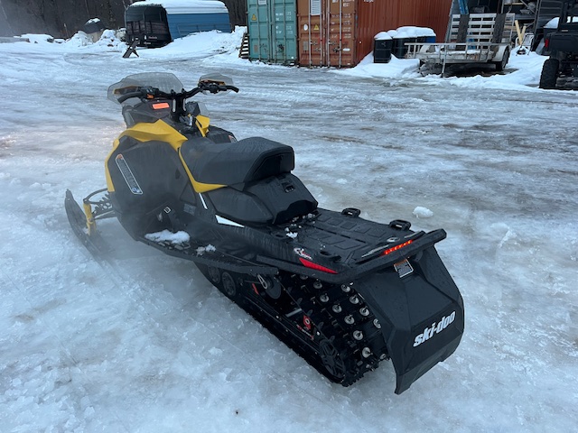 2023 Ski-Doo Renegade Adrenaline 900 Turbo E.S. Yellow - Photo 4